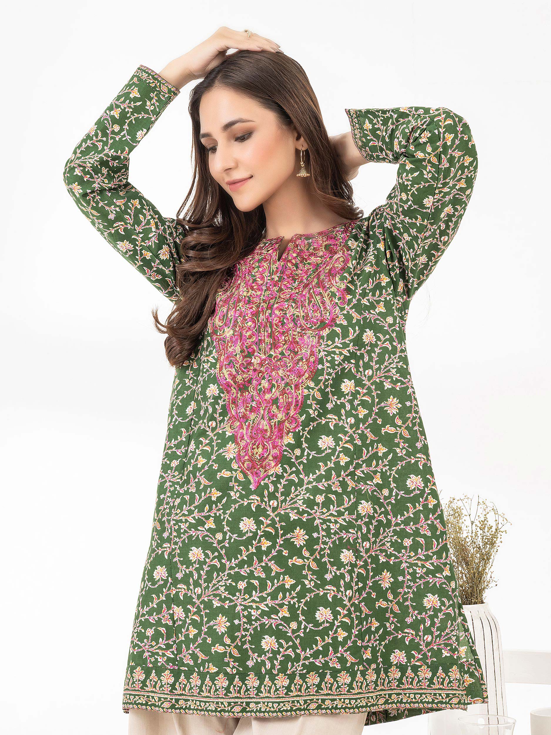 Cambric Kurti-Embroidered (Pret) - Image 4