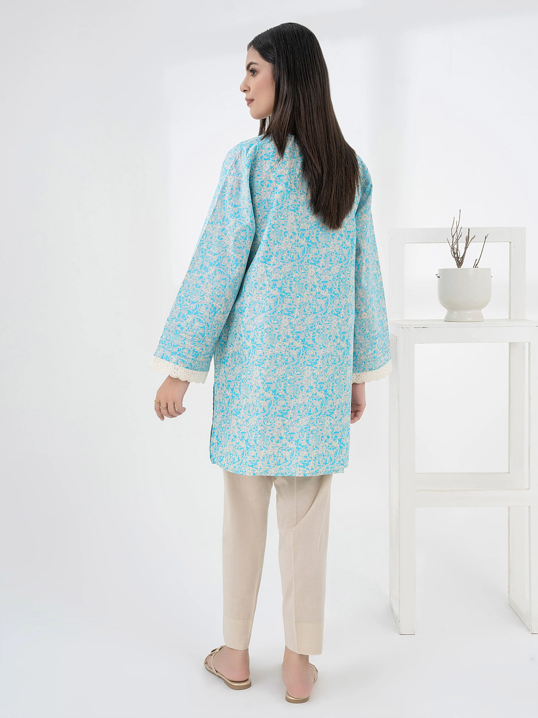 Cambric Kurti-Embroidered (Pret) - Image 4