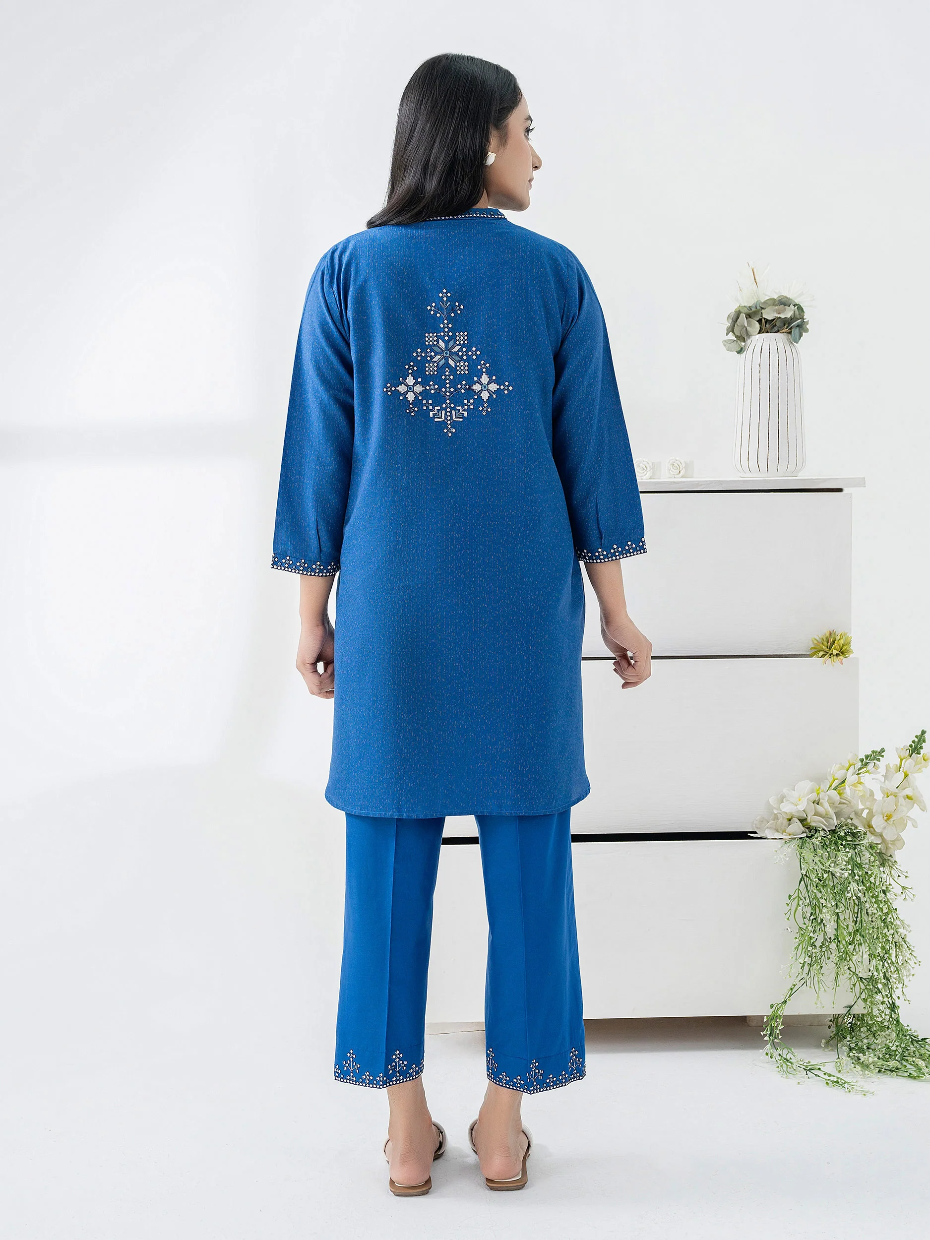 2 Piece Yarn Dyed Suit-Embroidered (Pret) - Image 4