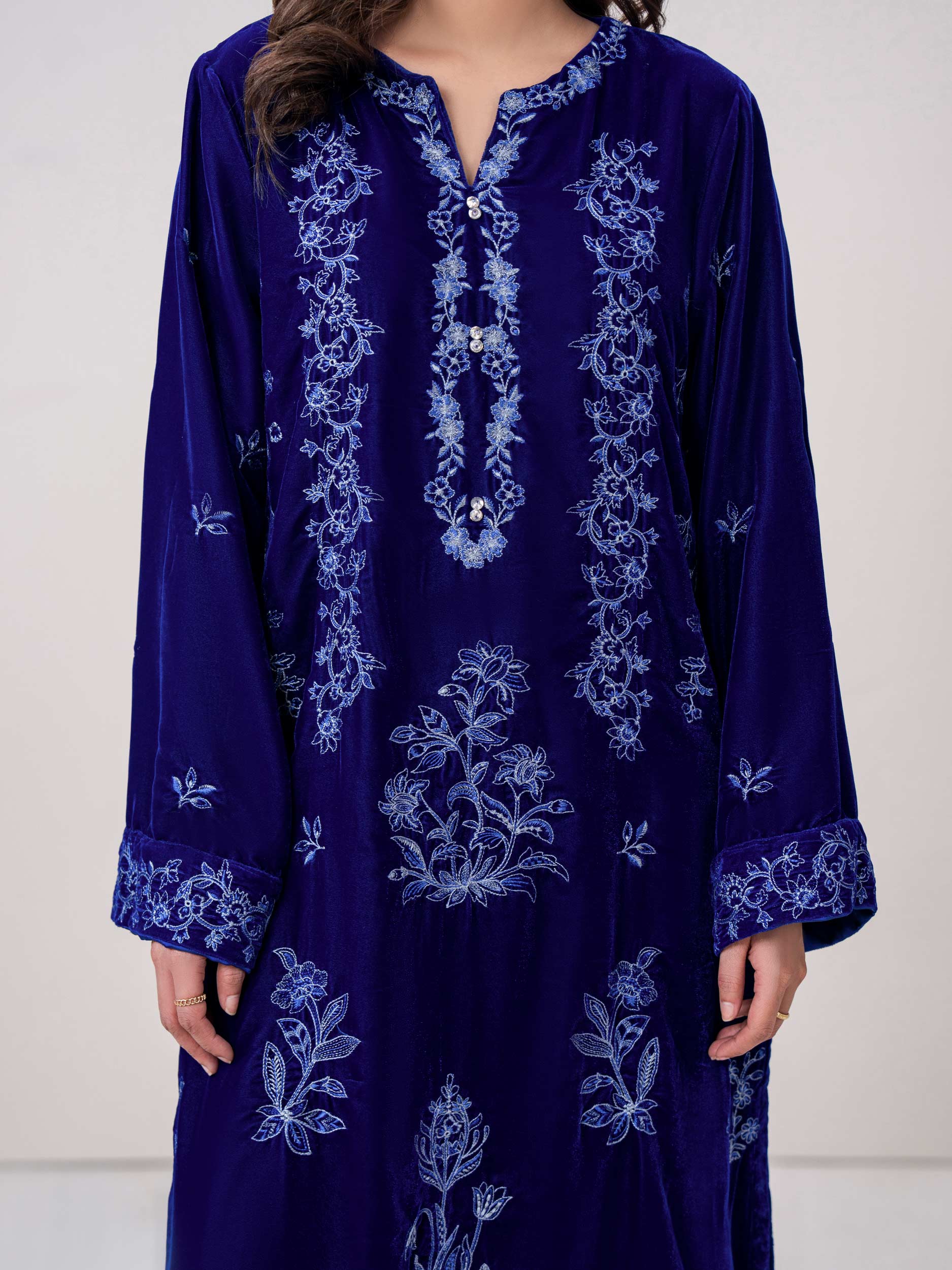 2-Piece Velvet Suit- Embroidered (Pret) - Image 6