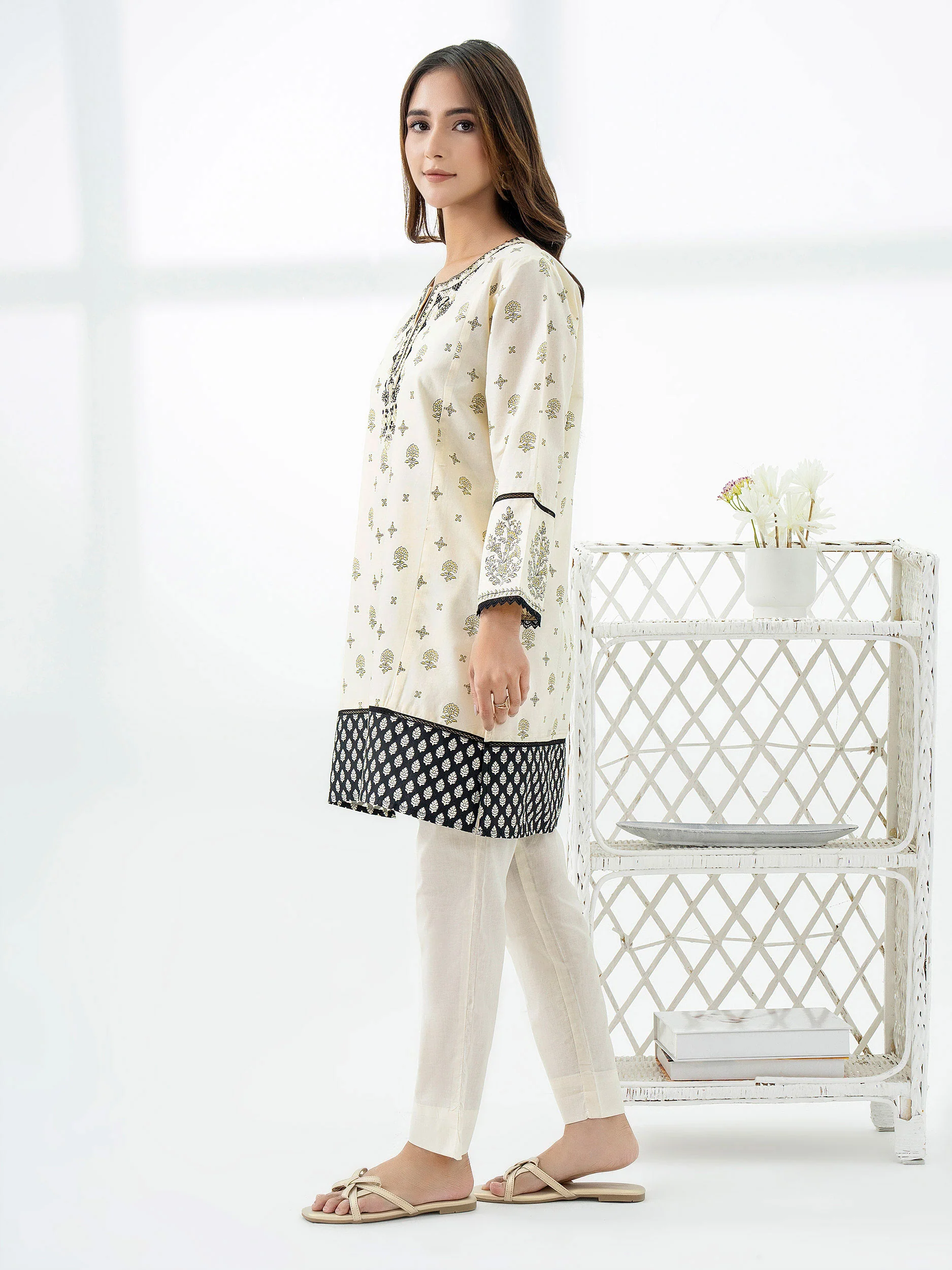 Cambric Kurti-Embroidered (Pret) - Image 3