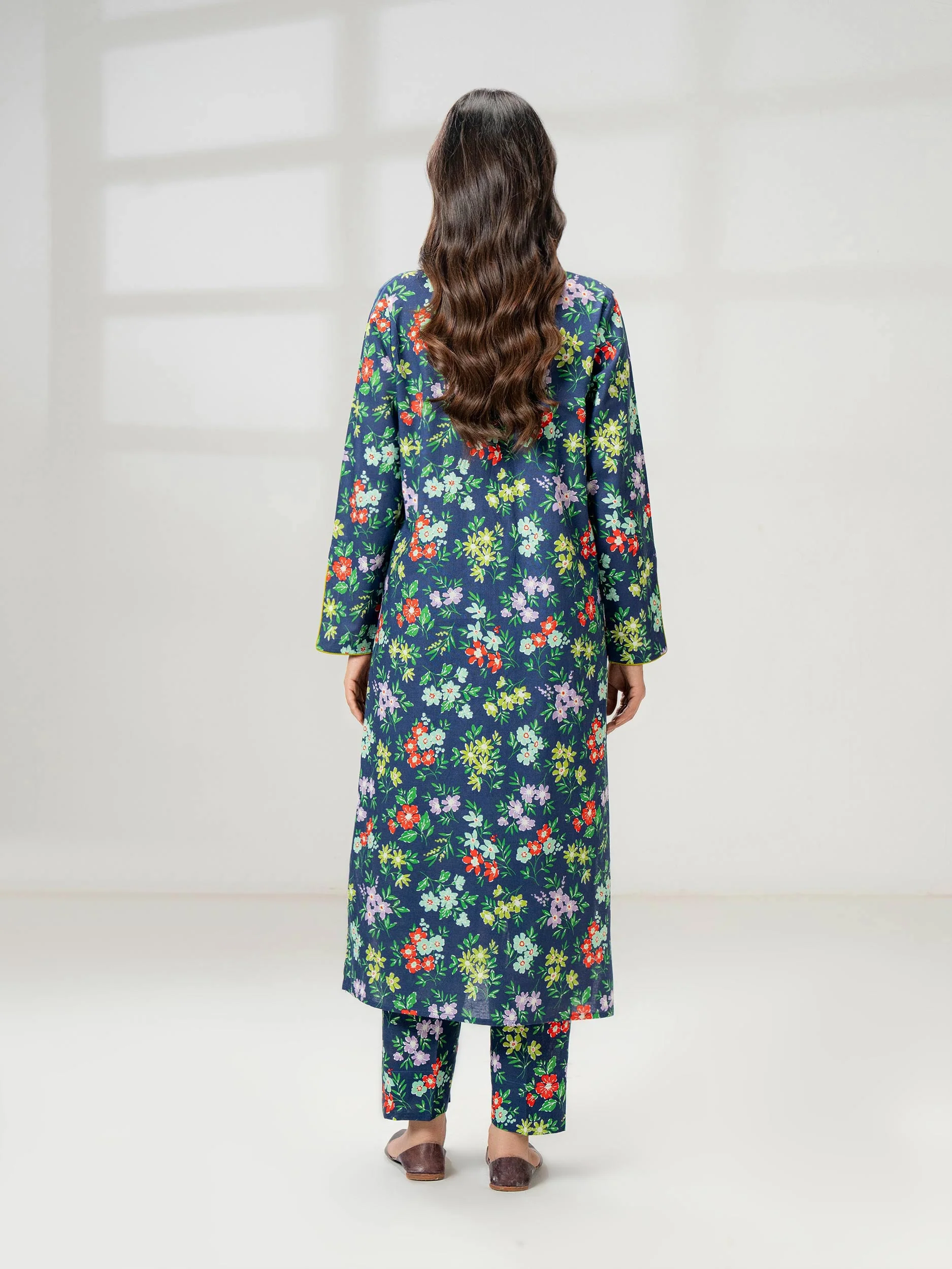 2 Piece Khaddar Suit-Printed (Pret) - Image 5