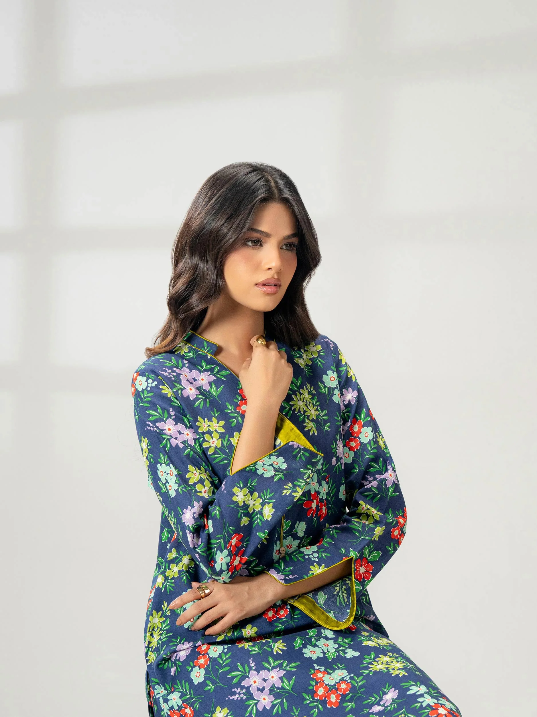2 Piece Khaddar Suit-Printed (Pret) - Image 9