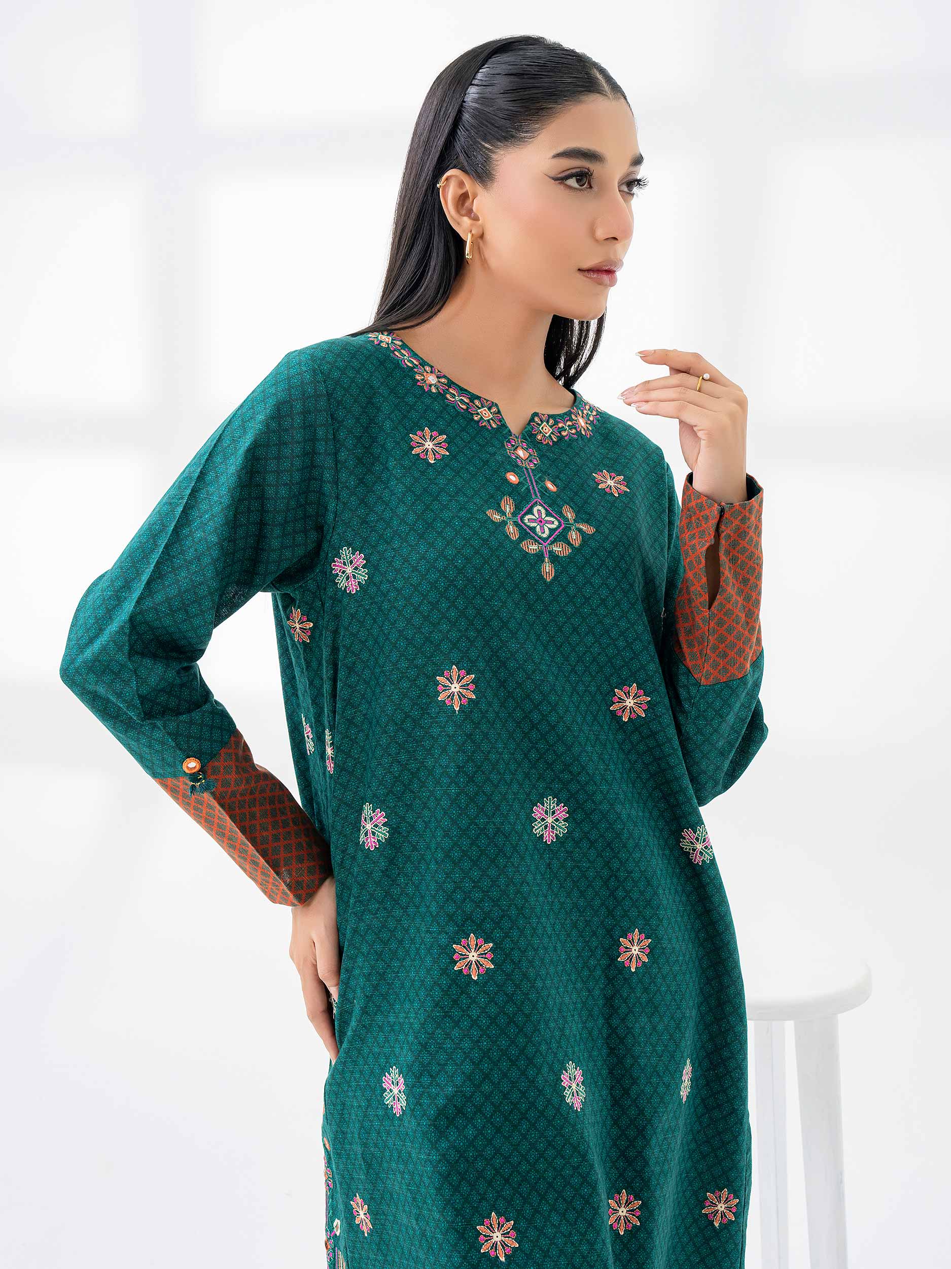 2 Piece Khaddar Suit-Embroidered (Pret) - Image 3