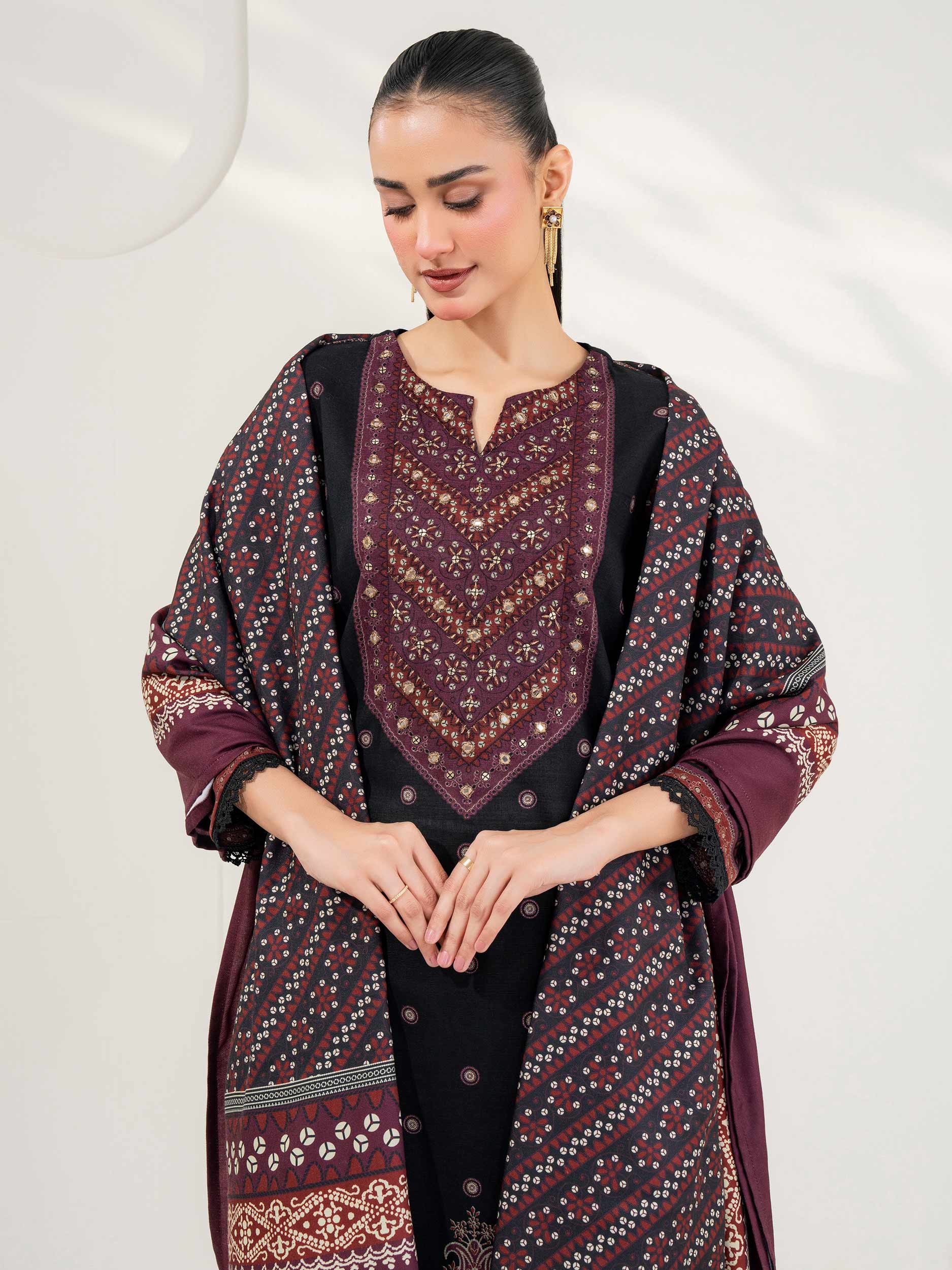3 Piece Khaddar Suit-Embroidered (Pret) - Image 5