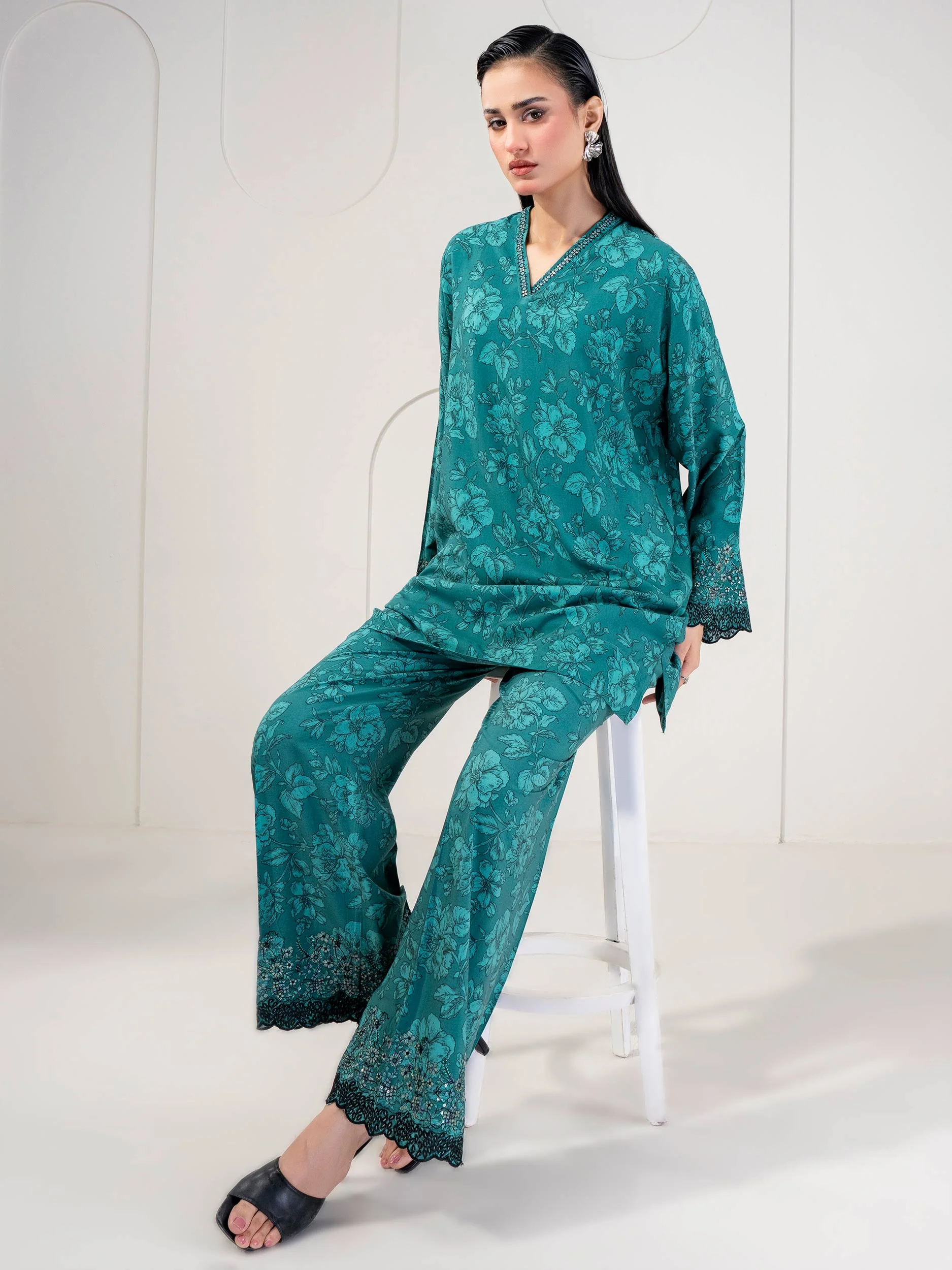 2 Piece Linen Suit-Embroidered (Pret) - Image 3