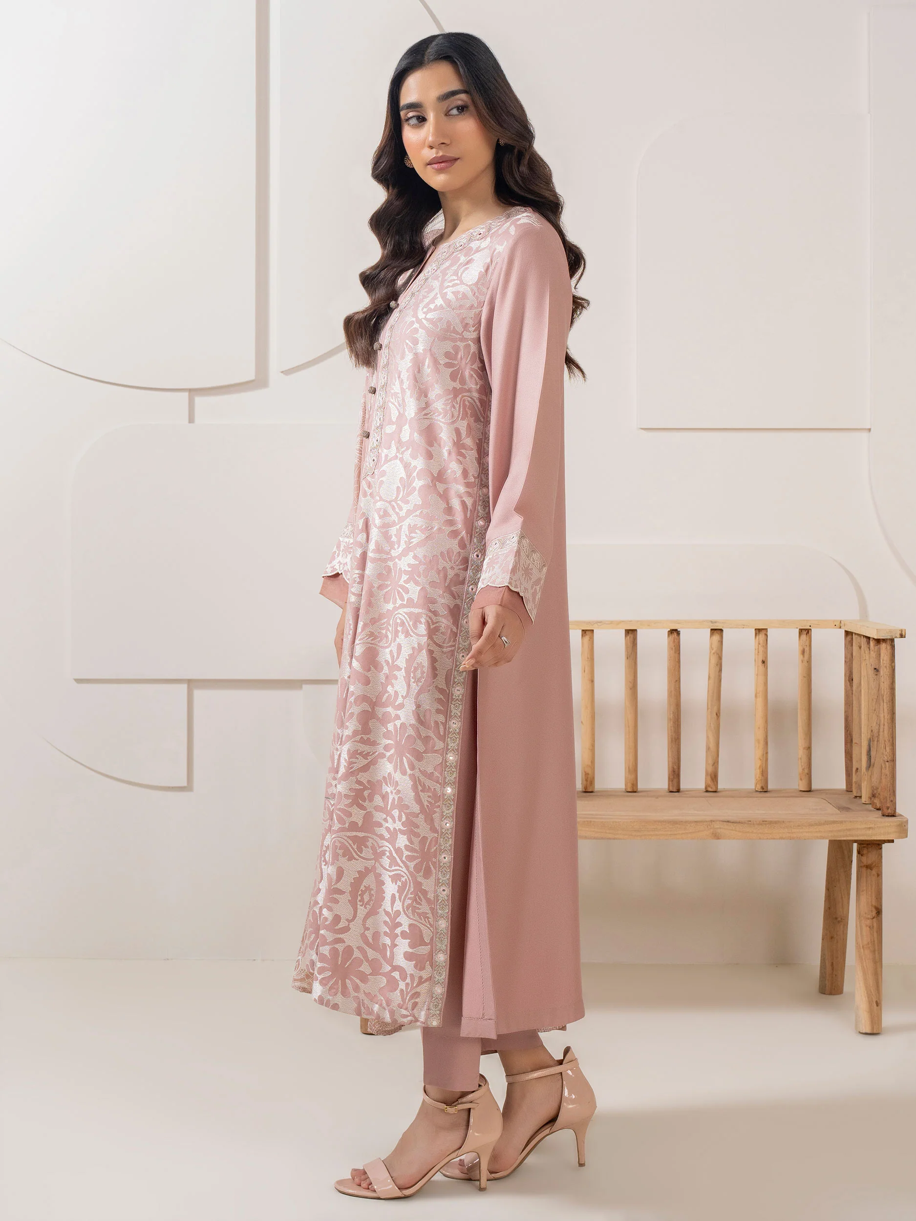 3 Piece Crepe Suit-Embroidered (Pret) - Image 3