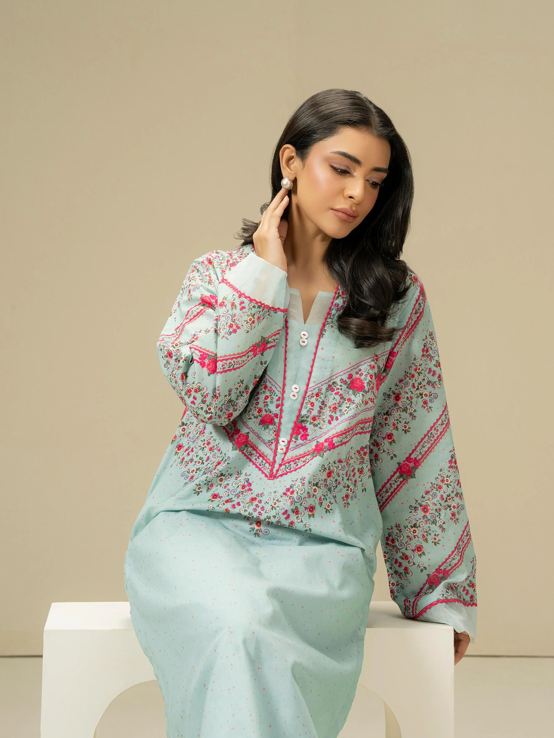 2 Piece Khaddar Suit-Printed (Pret) - Image 6