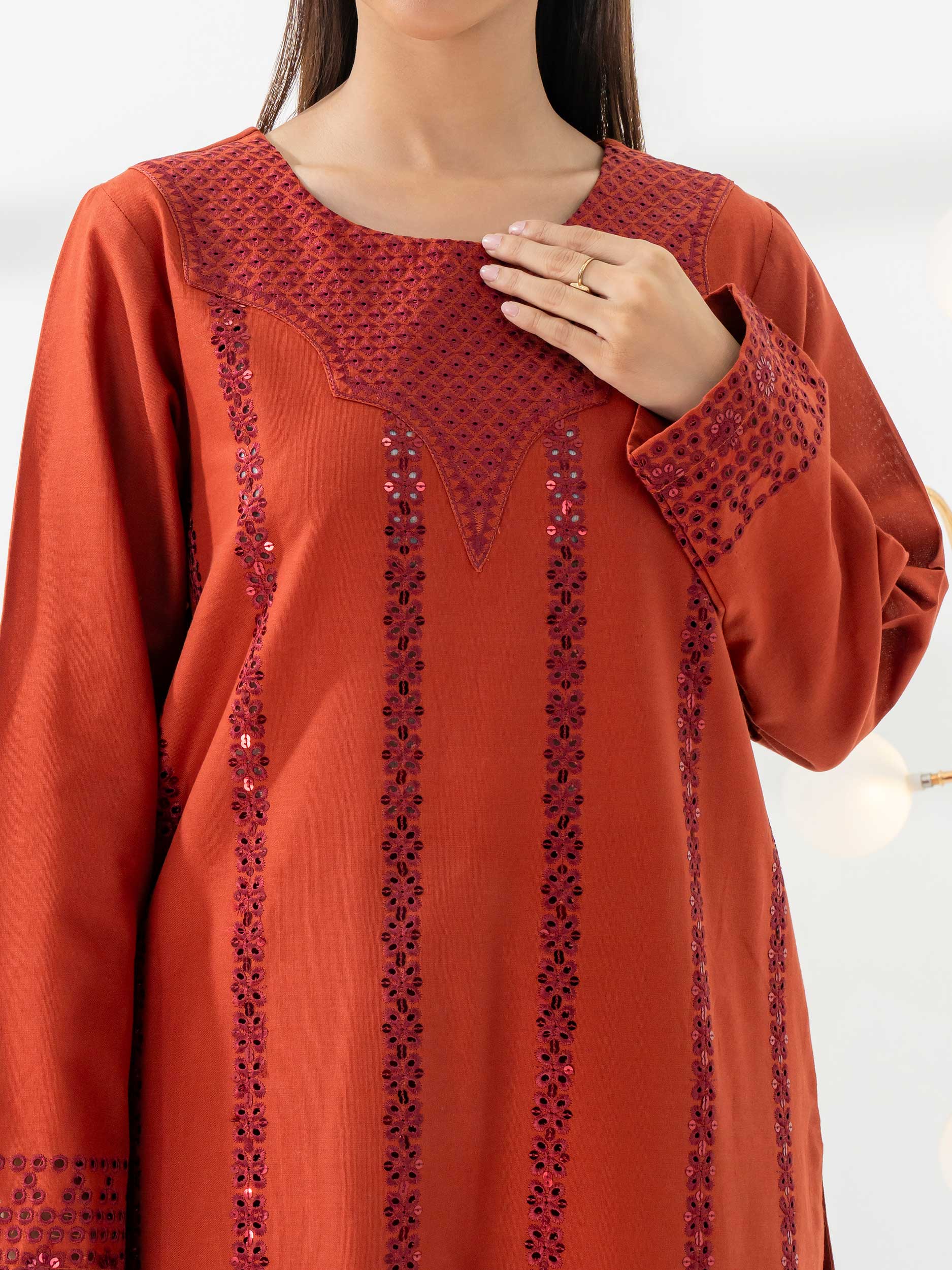 2 Piece Khaddar Suit-Embroidered (Pret) - Image 6