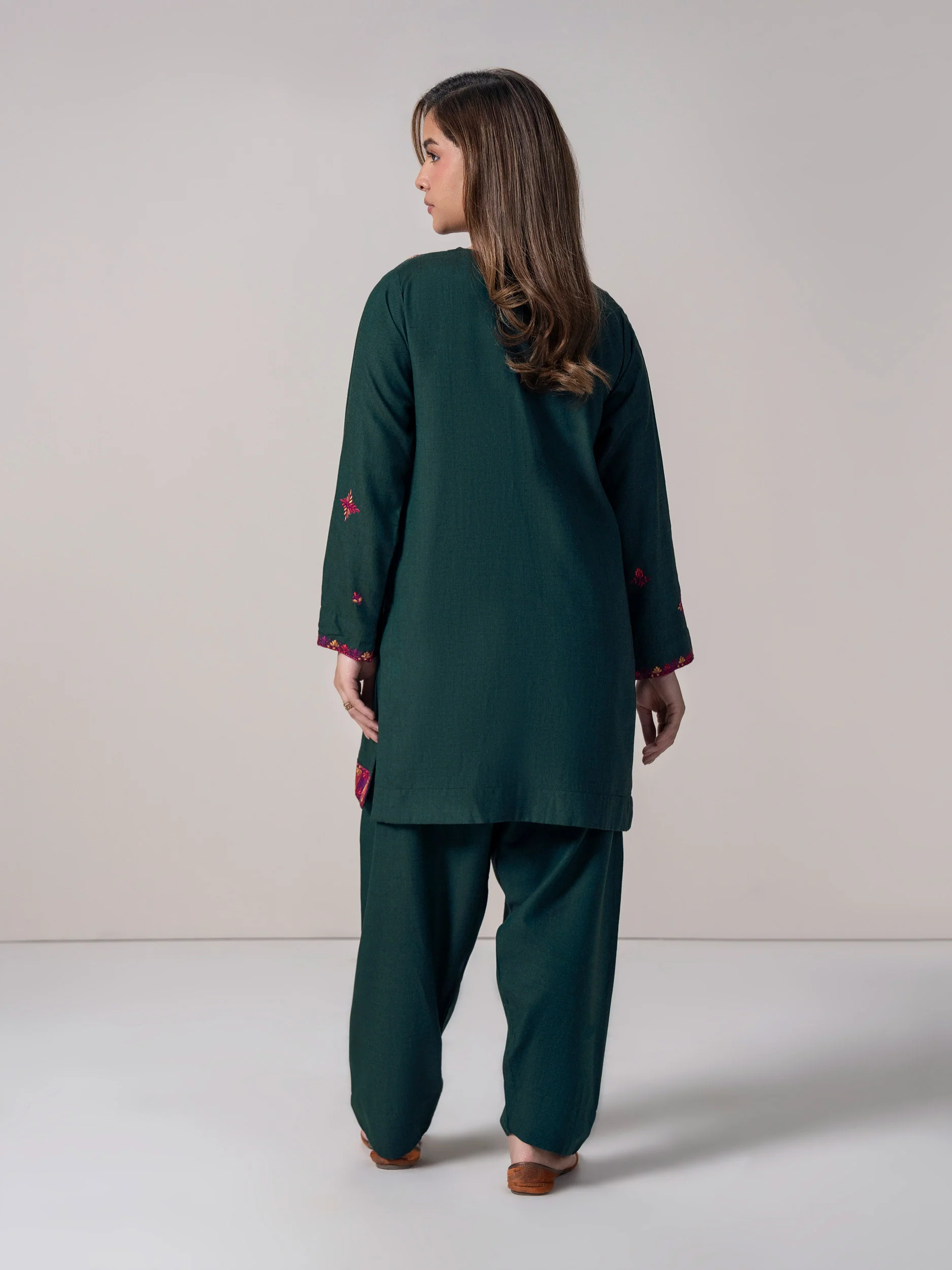 2 Piece Yarn Dyed Suit- Embroidered (Pret) - Image 3