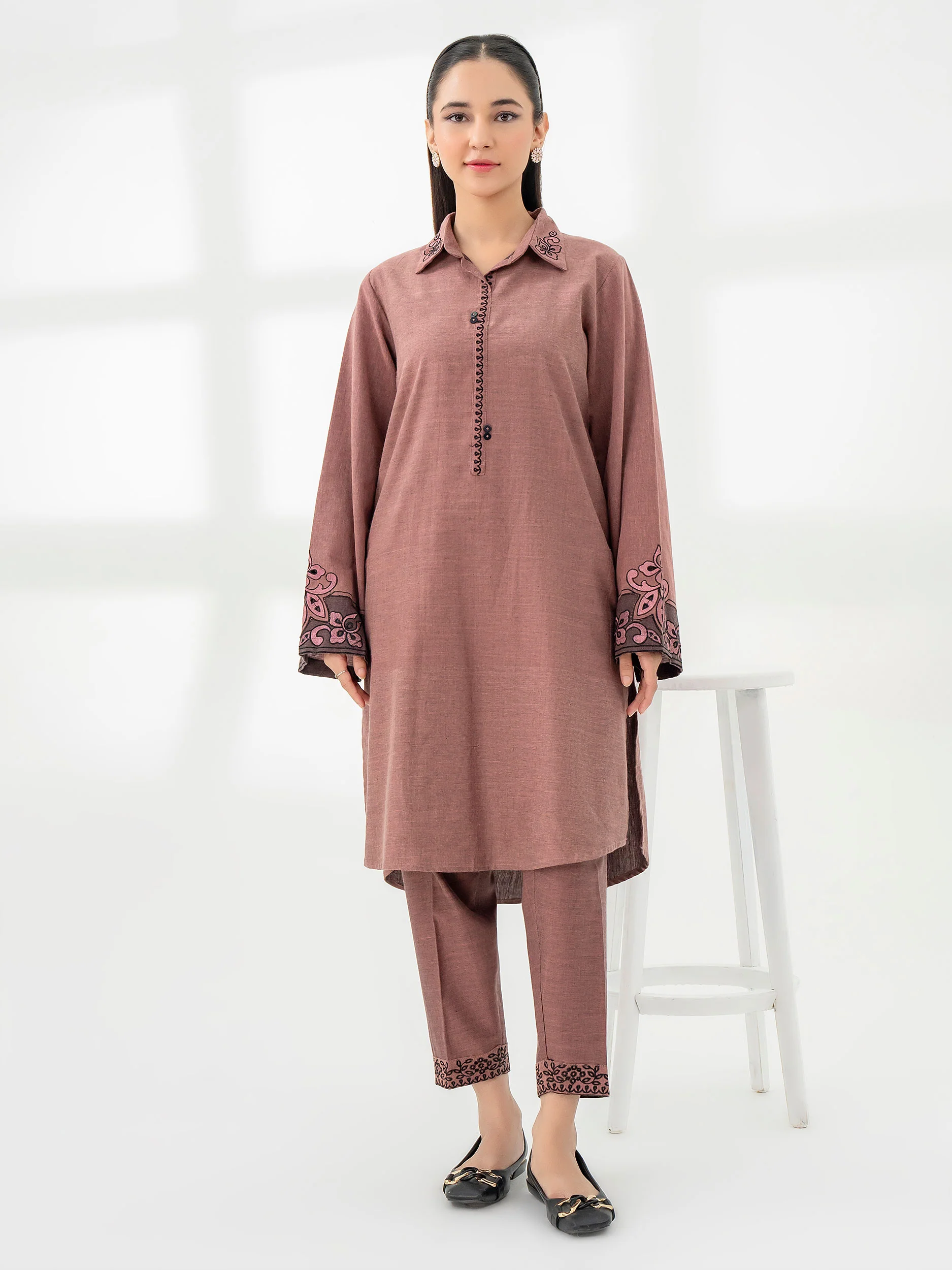 2 Piece Yarn Dyed Suit-Embroidered (Pret) - Image 2