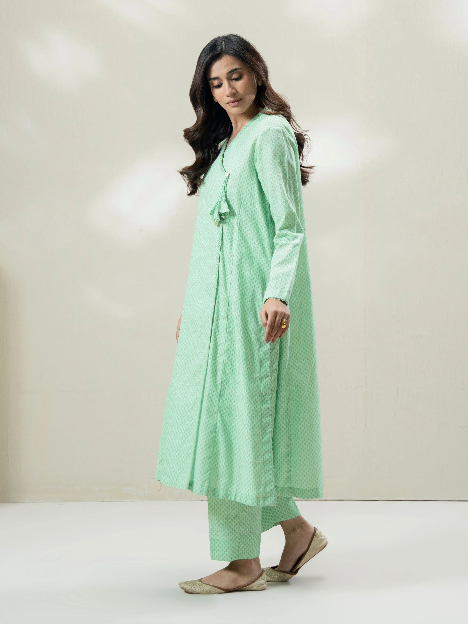 2-Piece Slub Khaddar Suit (Pret) - Image 4