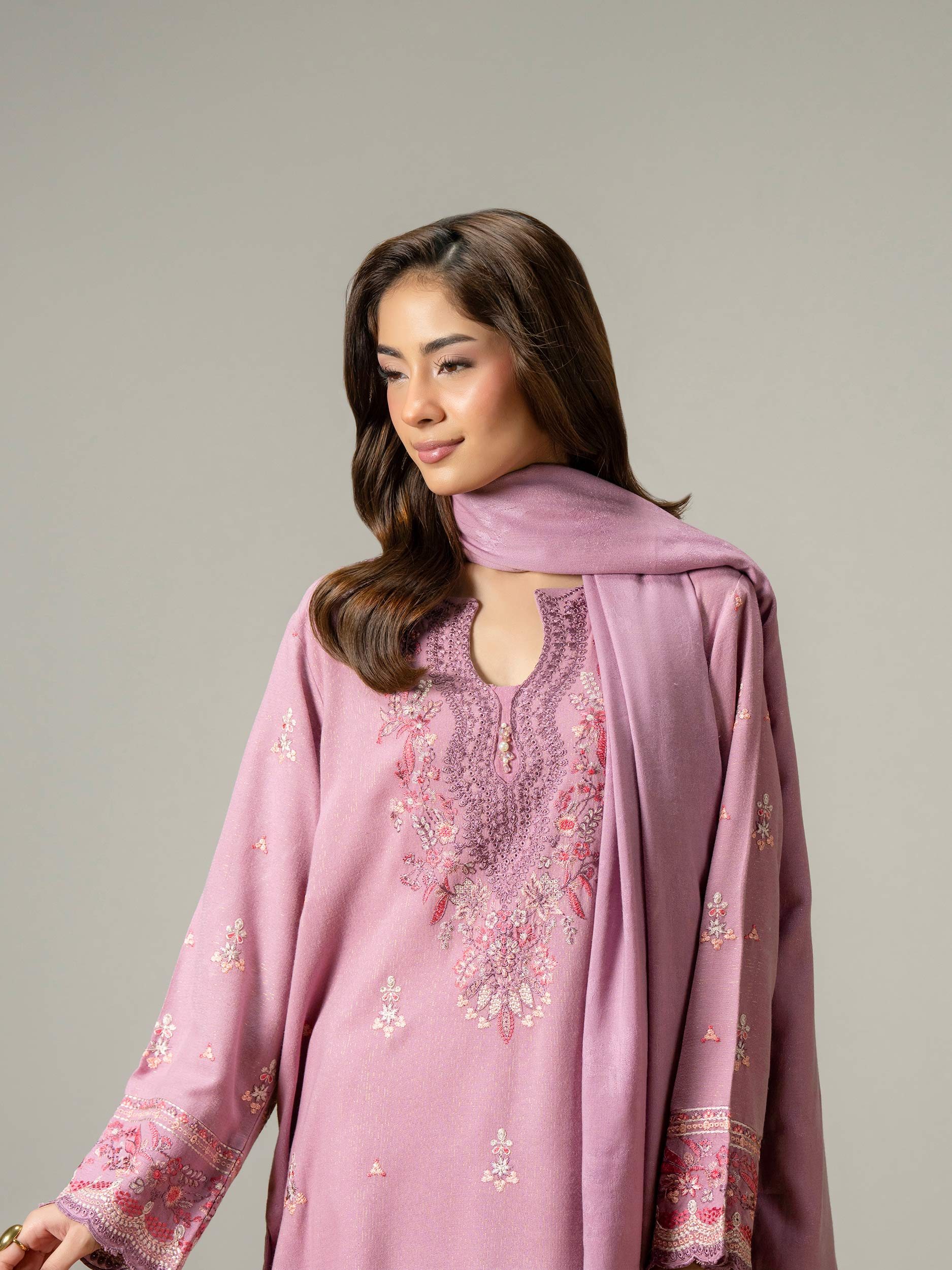 3 Piece Zari Suit-Embroidered (Pret) - Image 2
