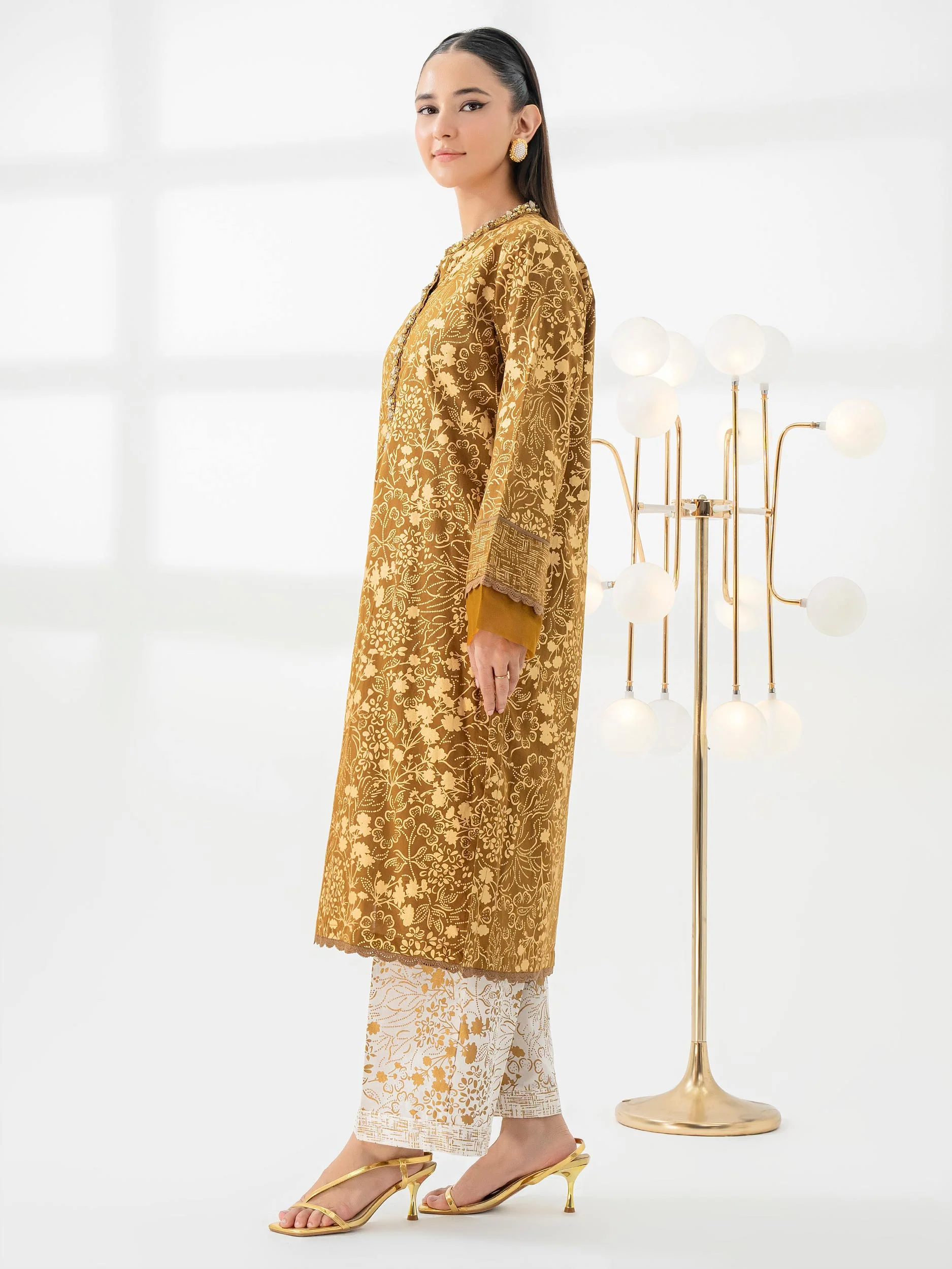 2 Piece Khaddar Suit-Paste Print (Pret) - Image 3