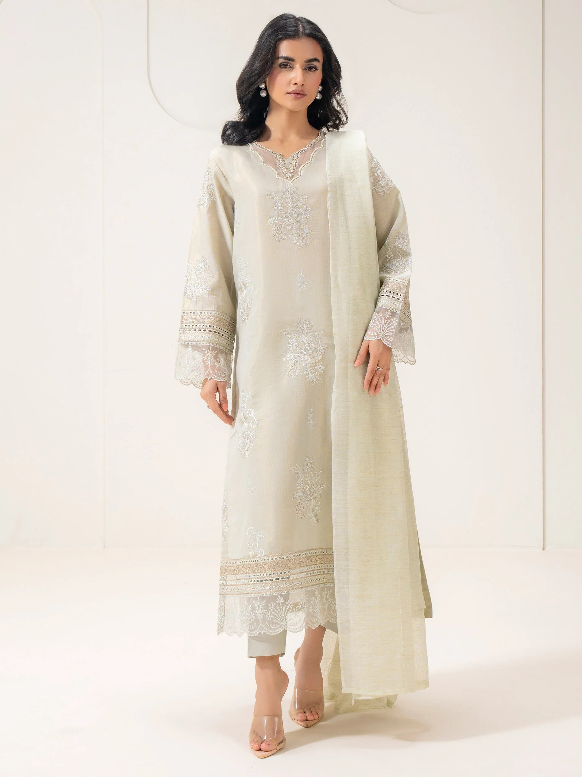 3 Piece Zari Suit-Embroidered (Pret) - Image 3
