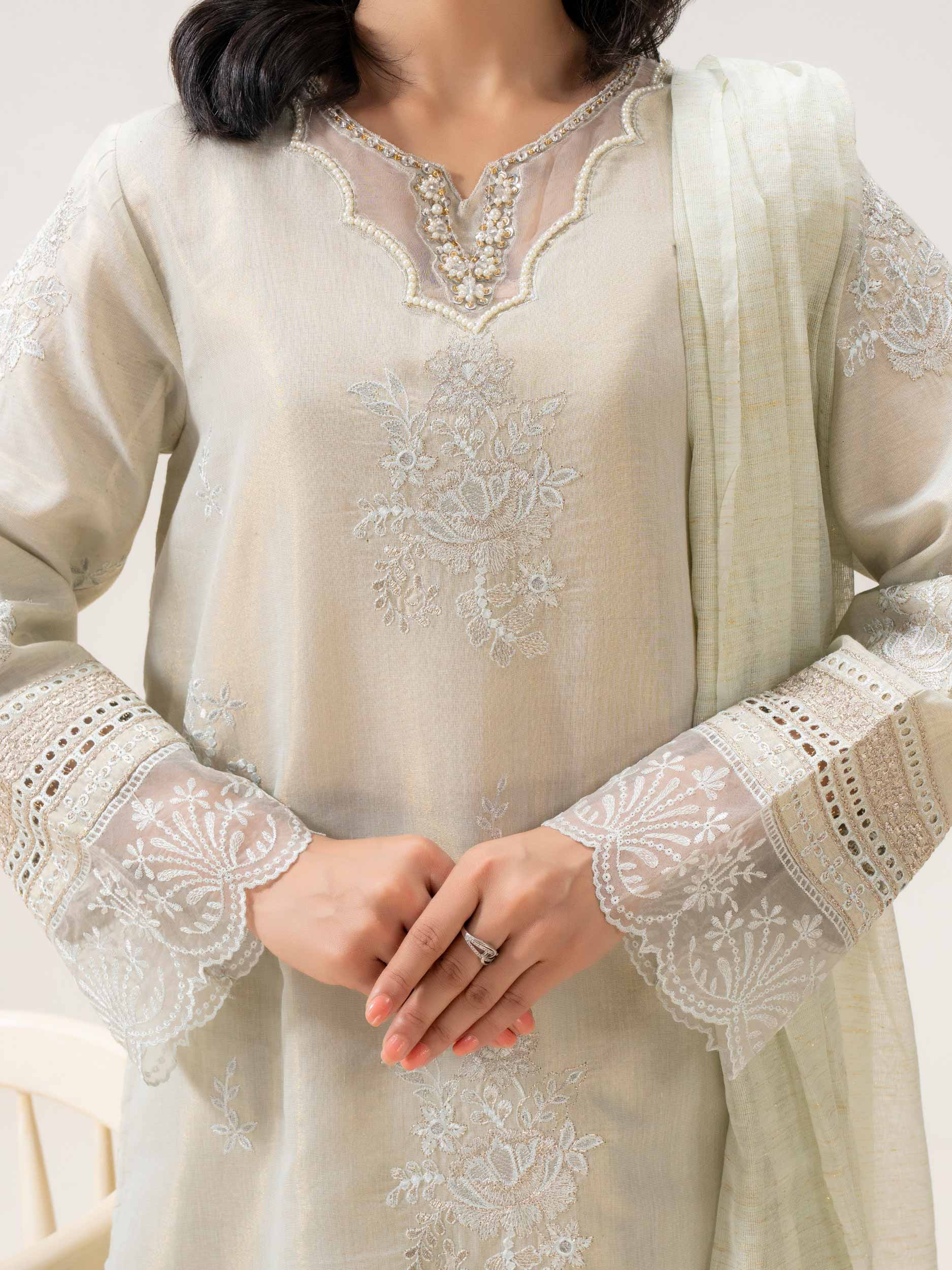 3 Piece Zari Suit-Embroidered (Pret) - Image 6
