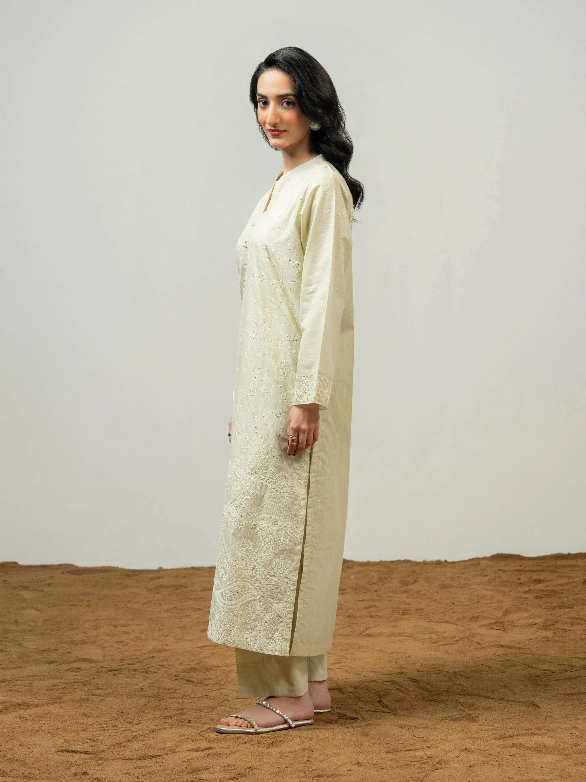 2 Piece Zari Suit-Embroidered (Pret) - Image 4