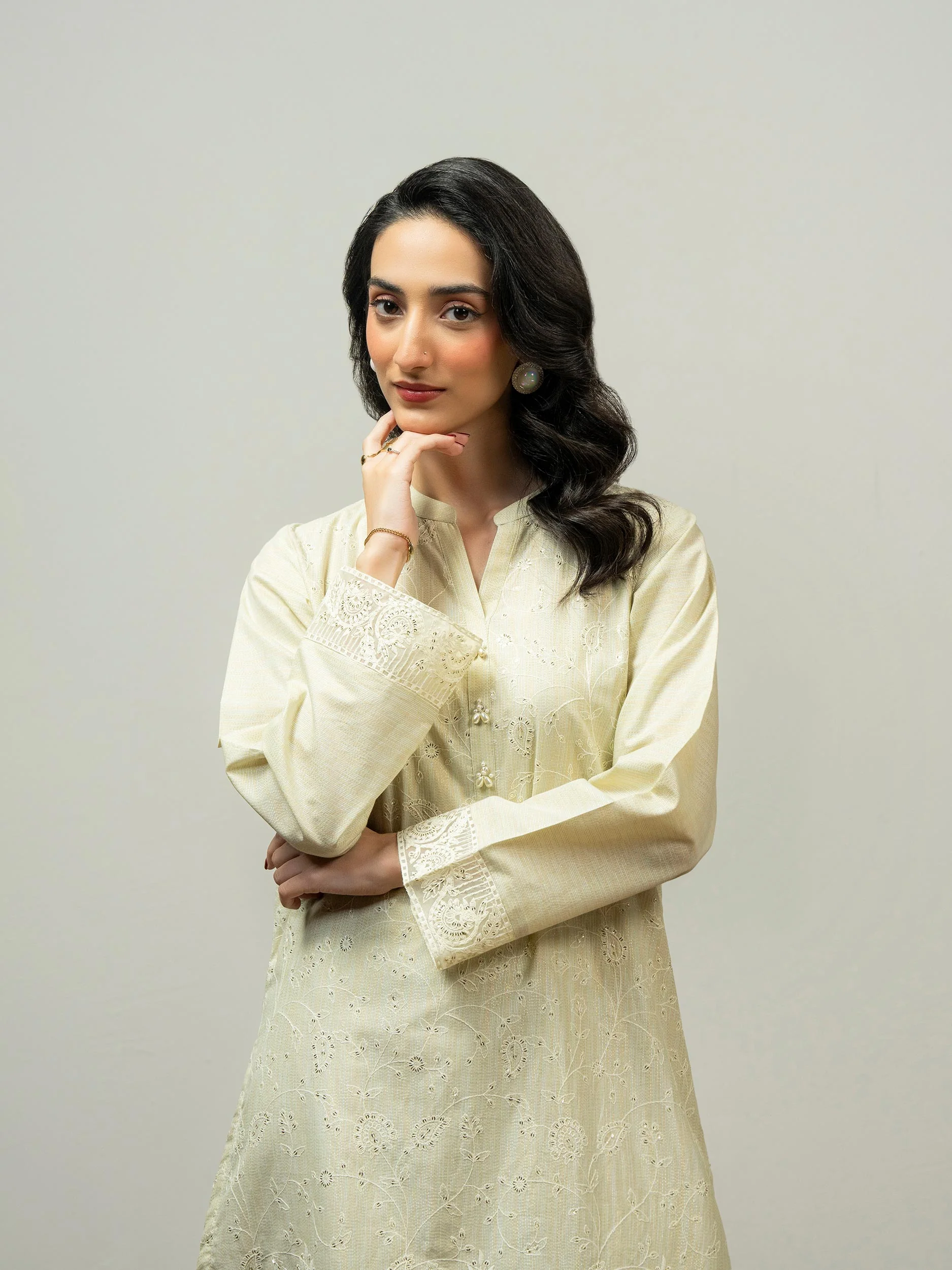 2 Piece Zari Suit-Embroidered (Pret) - Image 6
