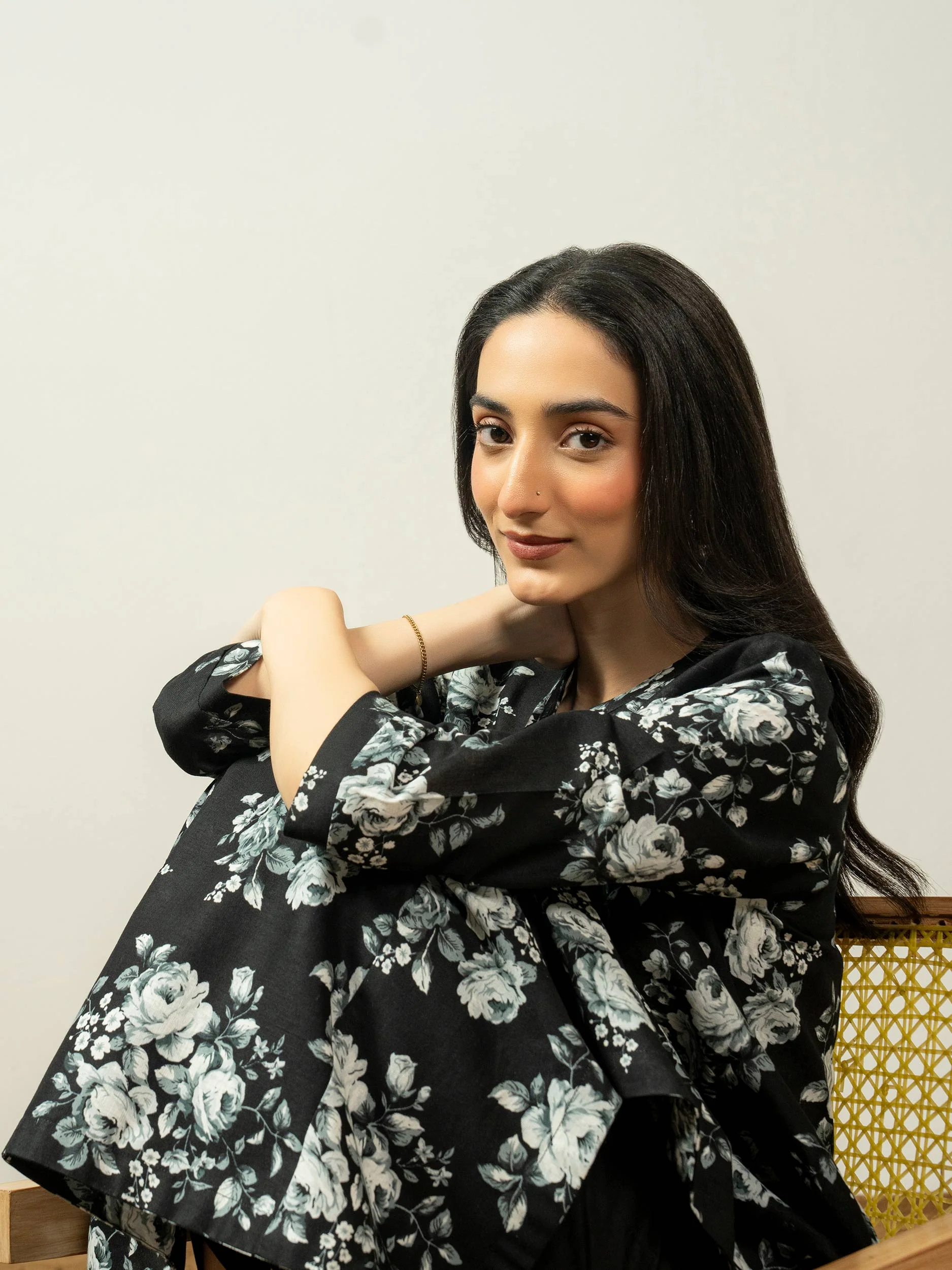 Khaddar Shirt-Printed (Pret) - Image 10