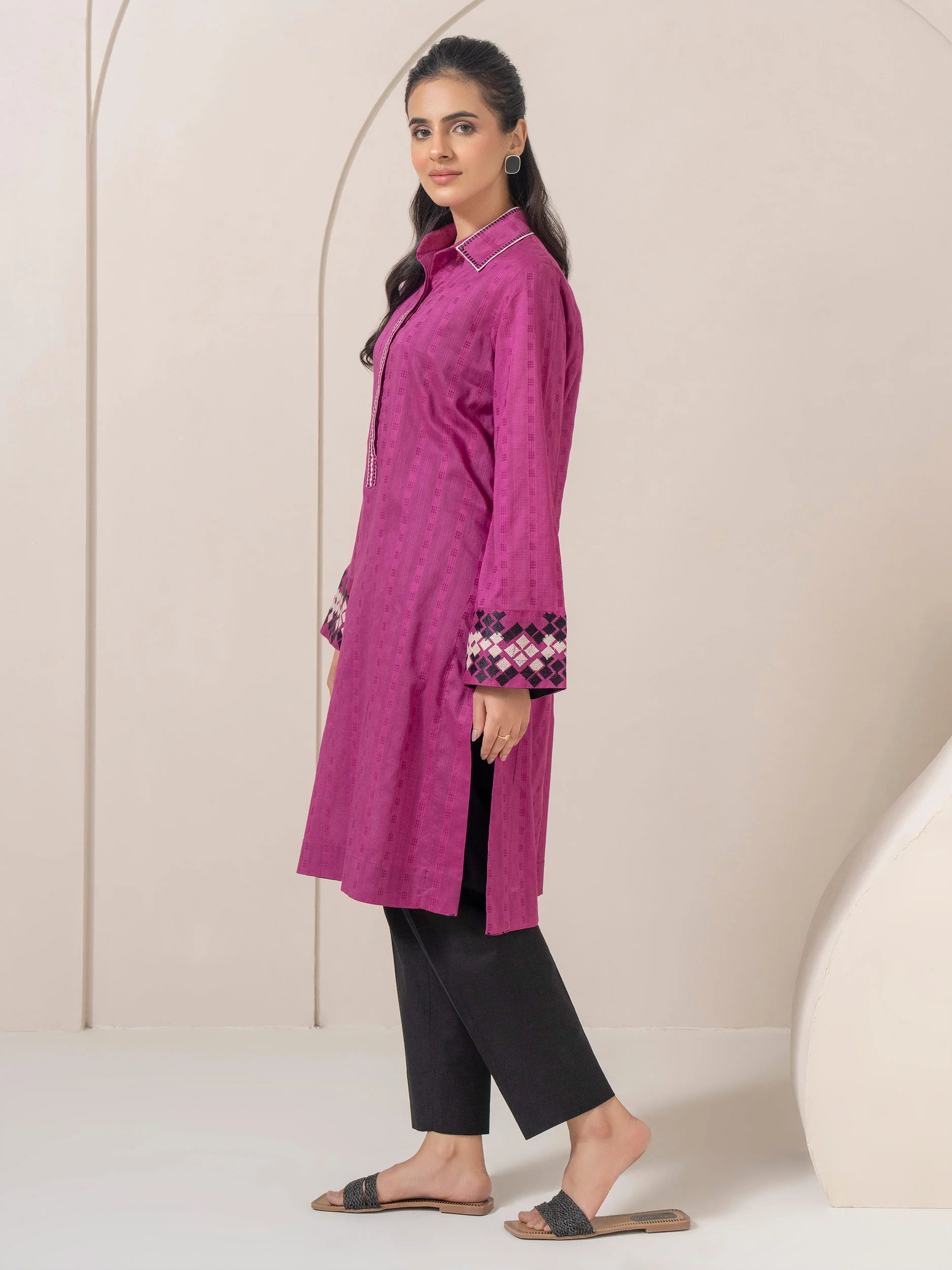 Lawn Shirt-Embroidered (Pret) - Image 4