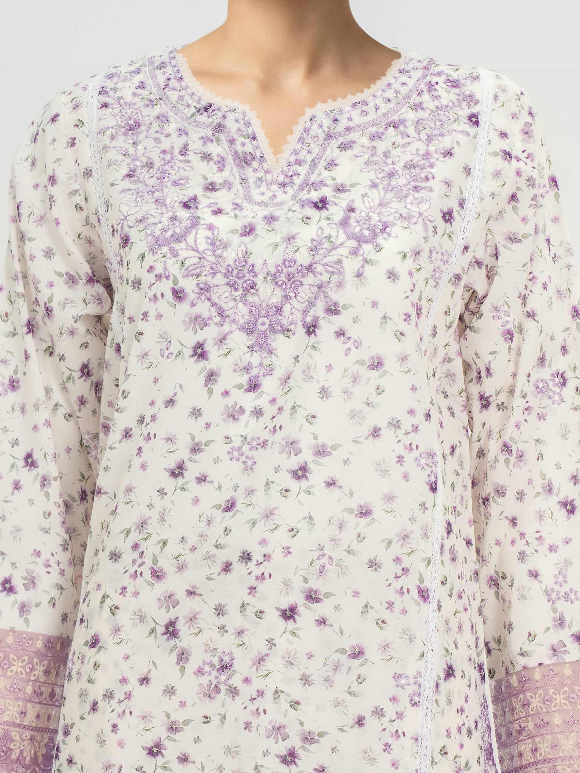 2 Piece Lawn Suit- Embroidered (Pret) - Image 3