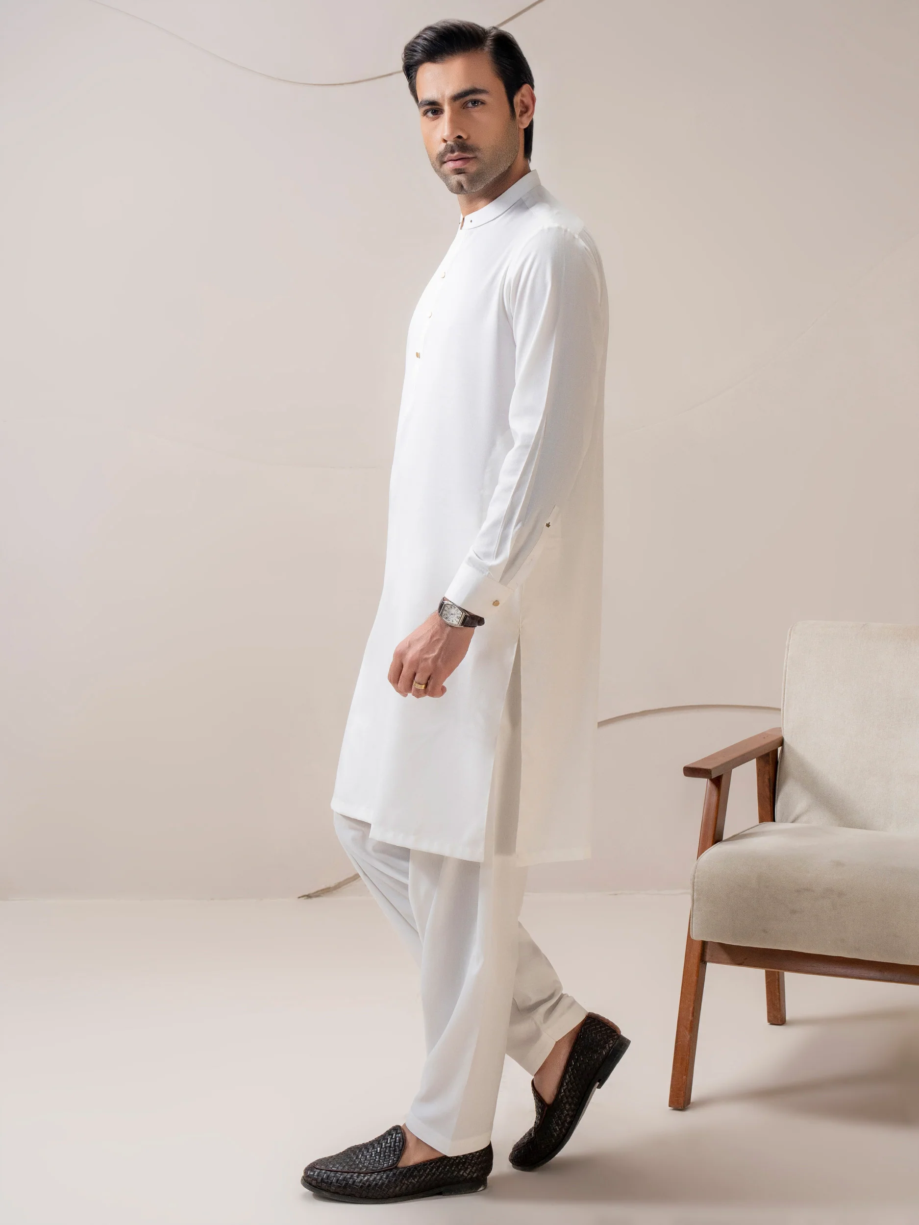 Crepe Suit - Image 3