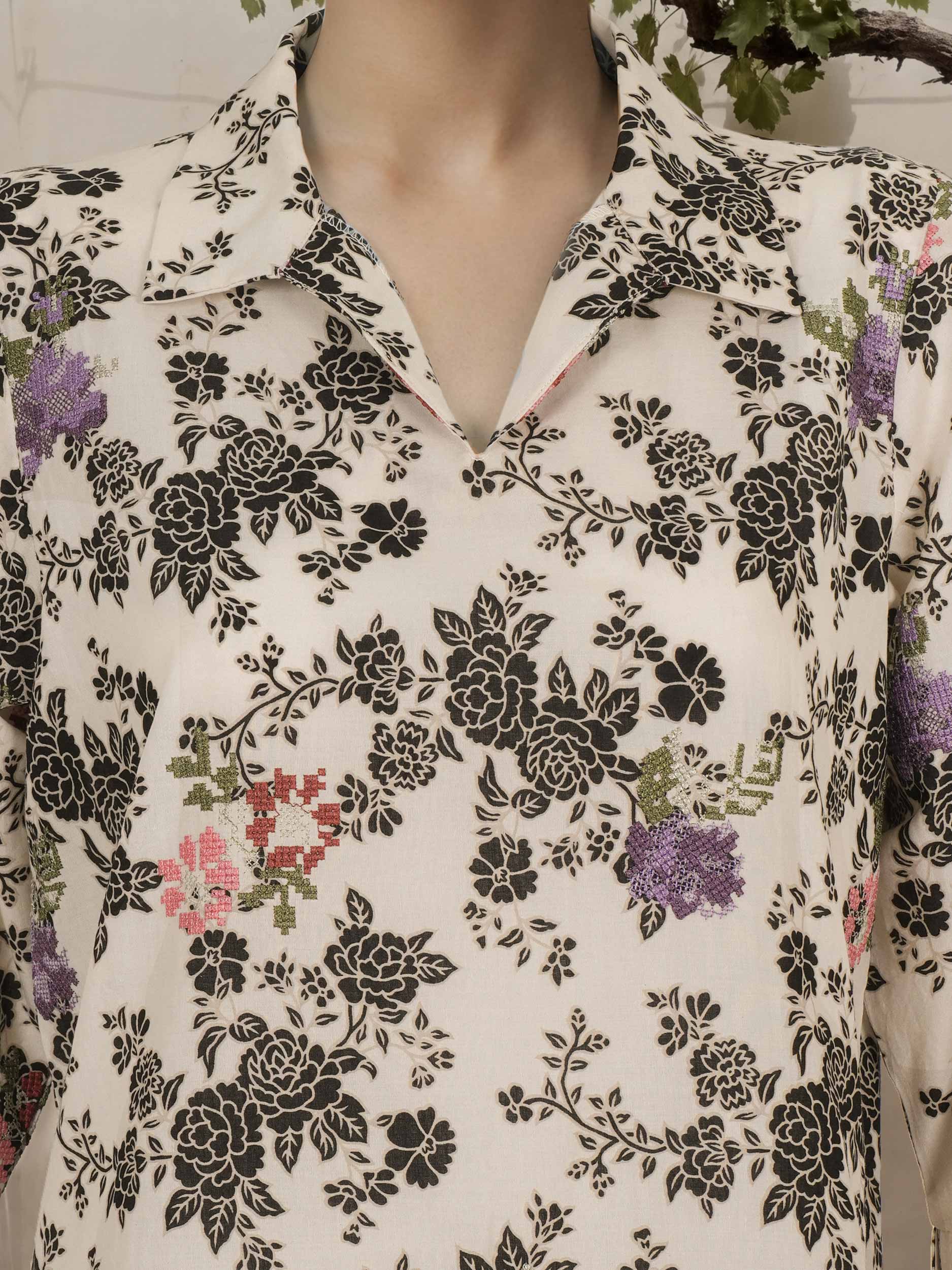 2 Piece Cambric Suit- Embroidered (Pret) - Image 4