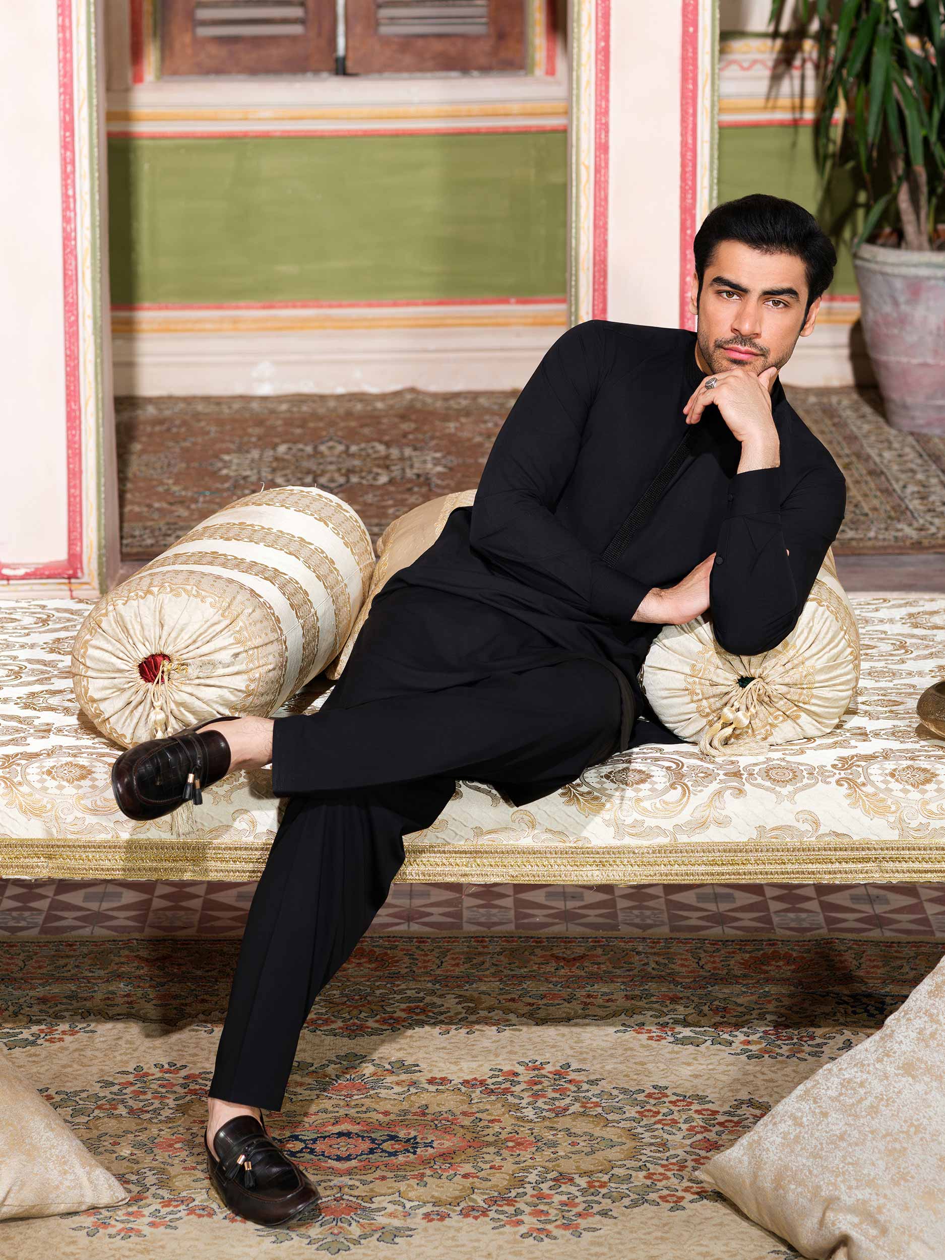 Wash And Wear Suit - Image 3