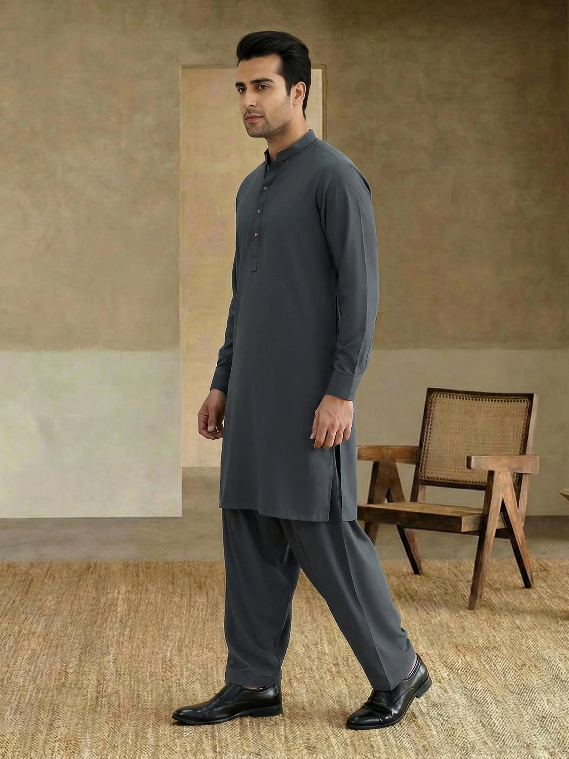Crepe Suit - Image 3