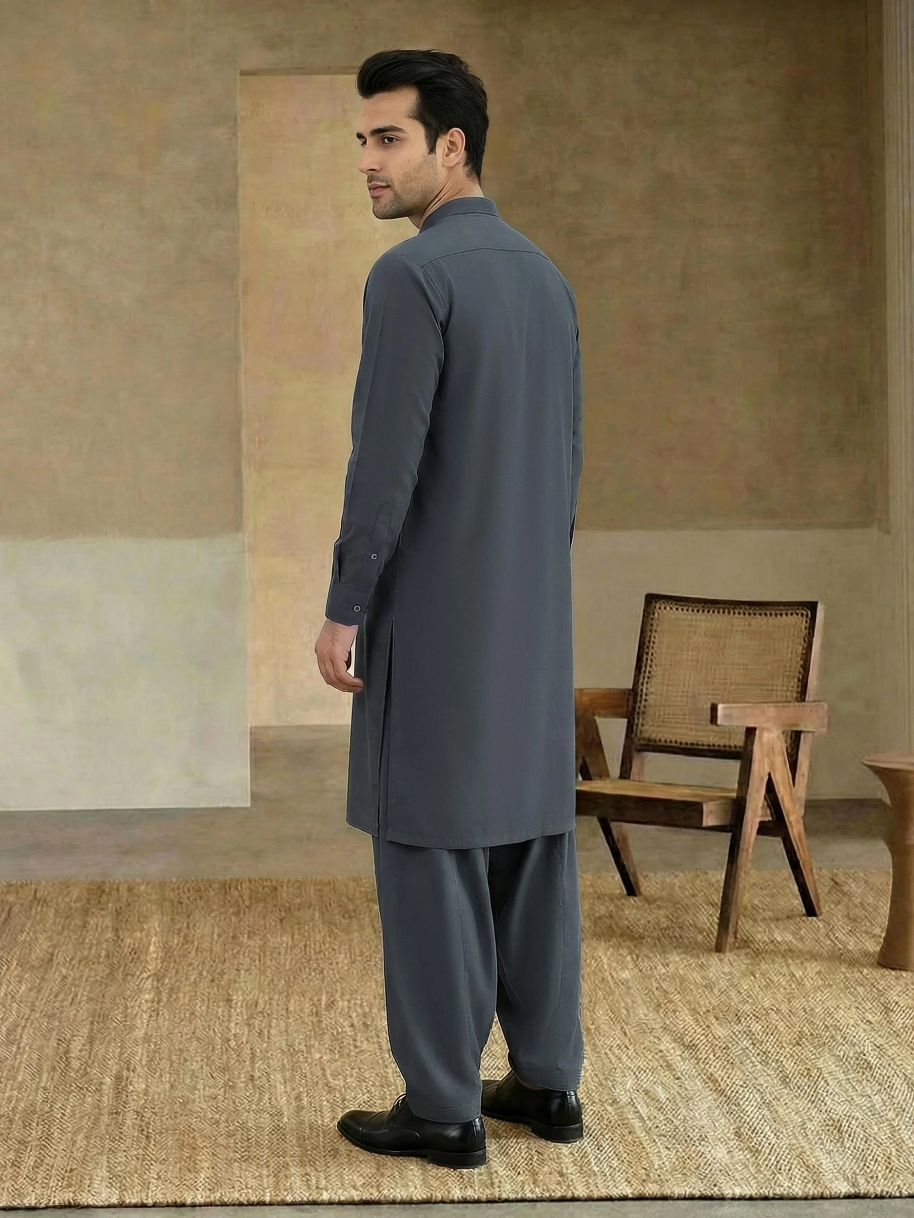 Crepe Suit - Image 4