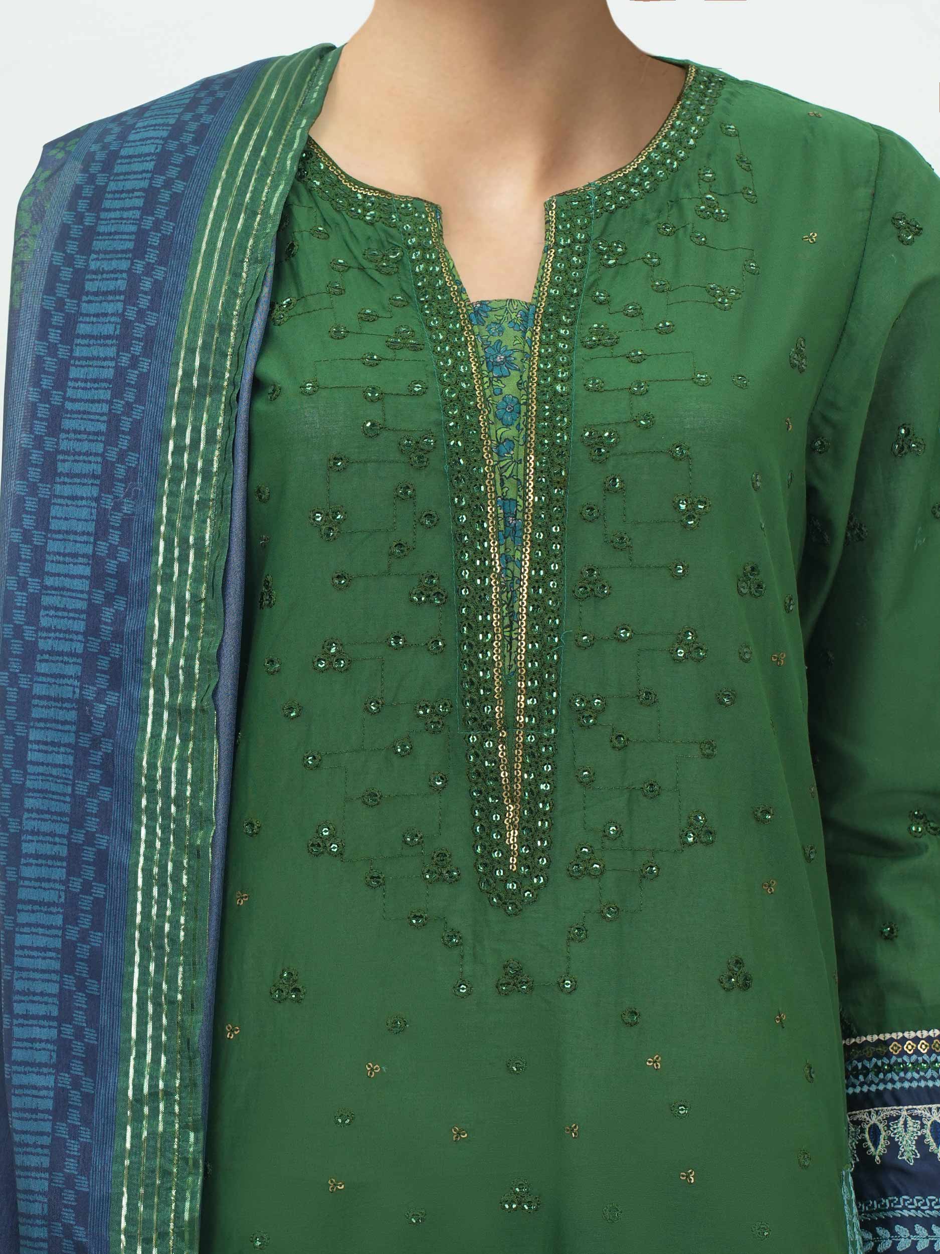 3 Piece Lawn Suit- Embroidered (Pret) - Image 4