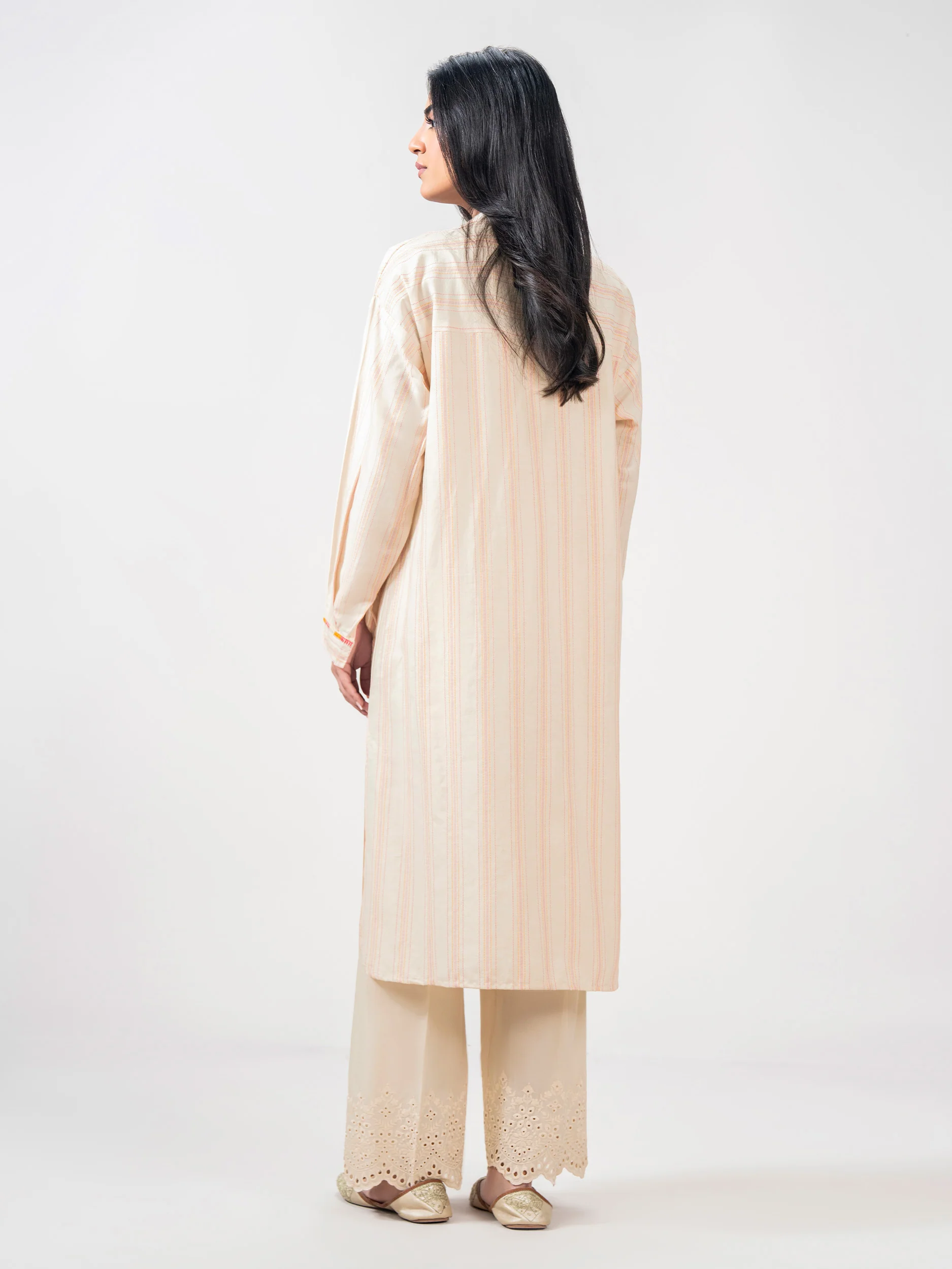 2 Piece Yarn Dyed Suit- Embroidered (Pret) - Image 3