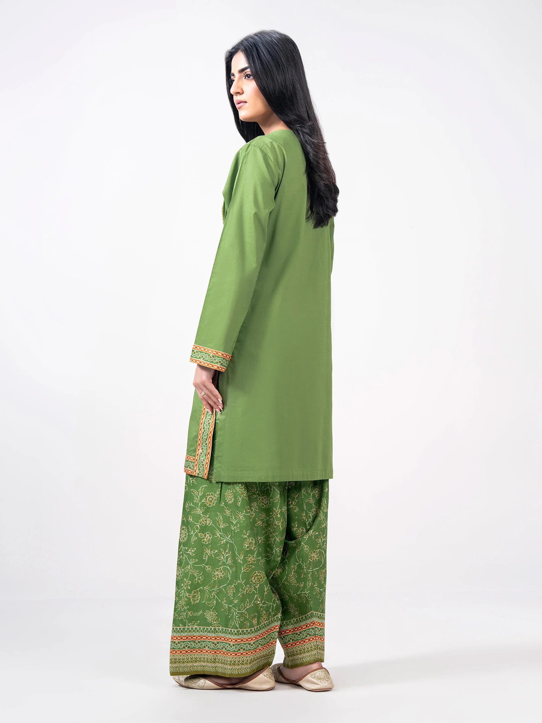 2 Piece Lawn Slub Suit- Embroidered (Pret) - Image 3