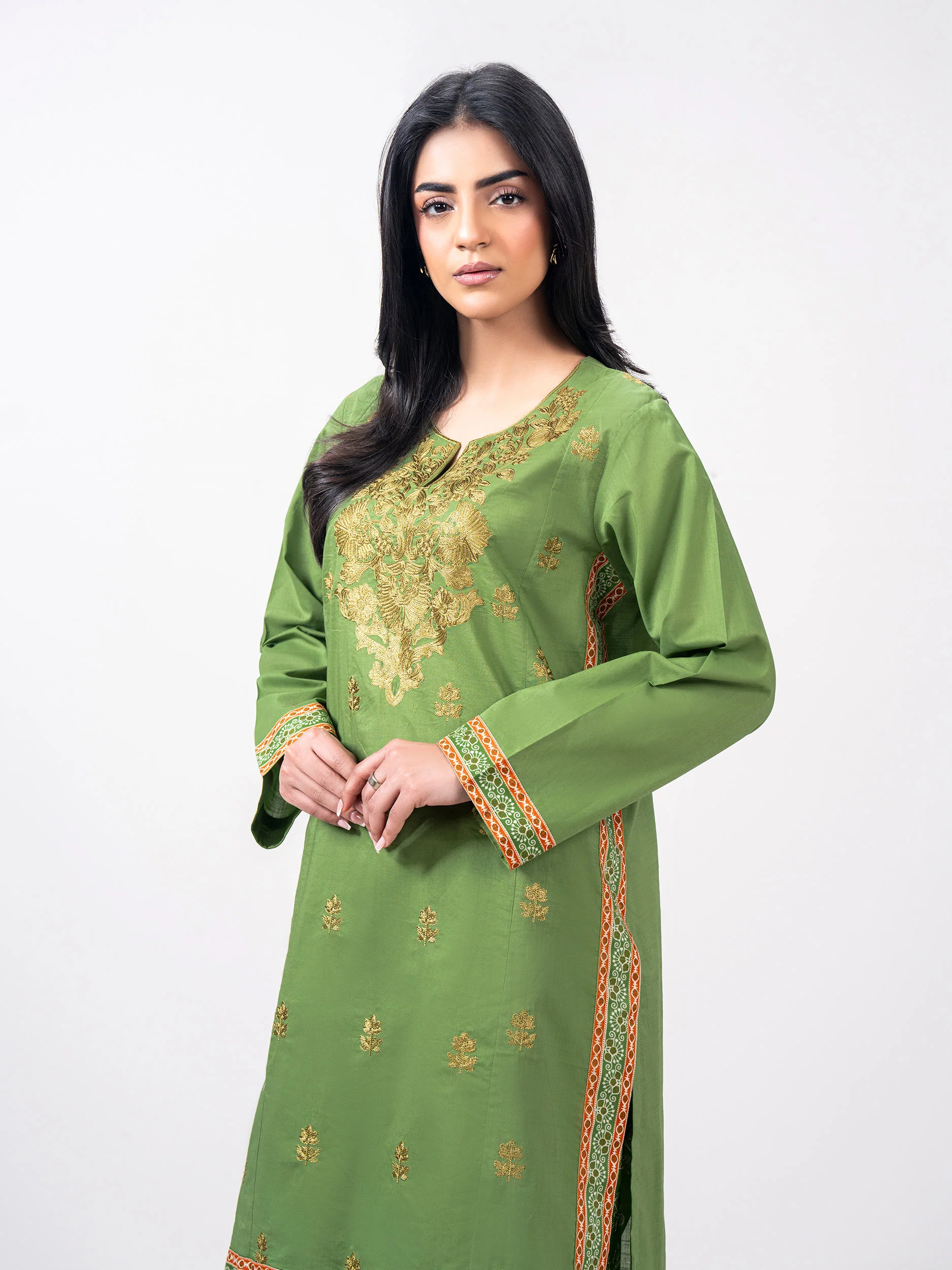 2 Piece Lawn Slub Suit- Embroidered (Pret) - Image 4