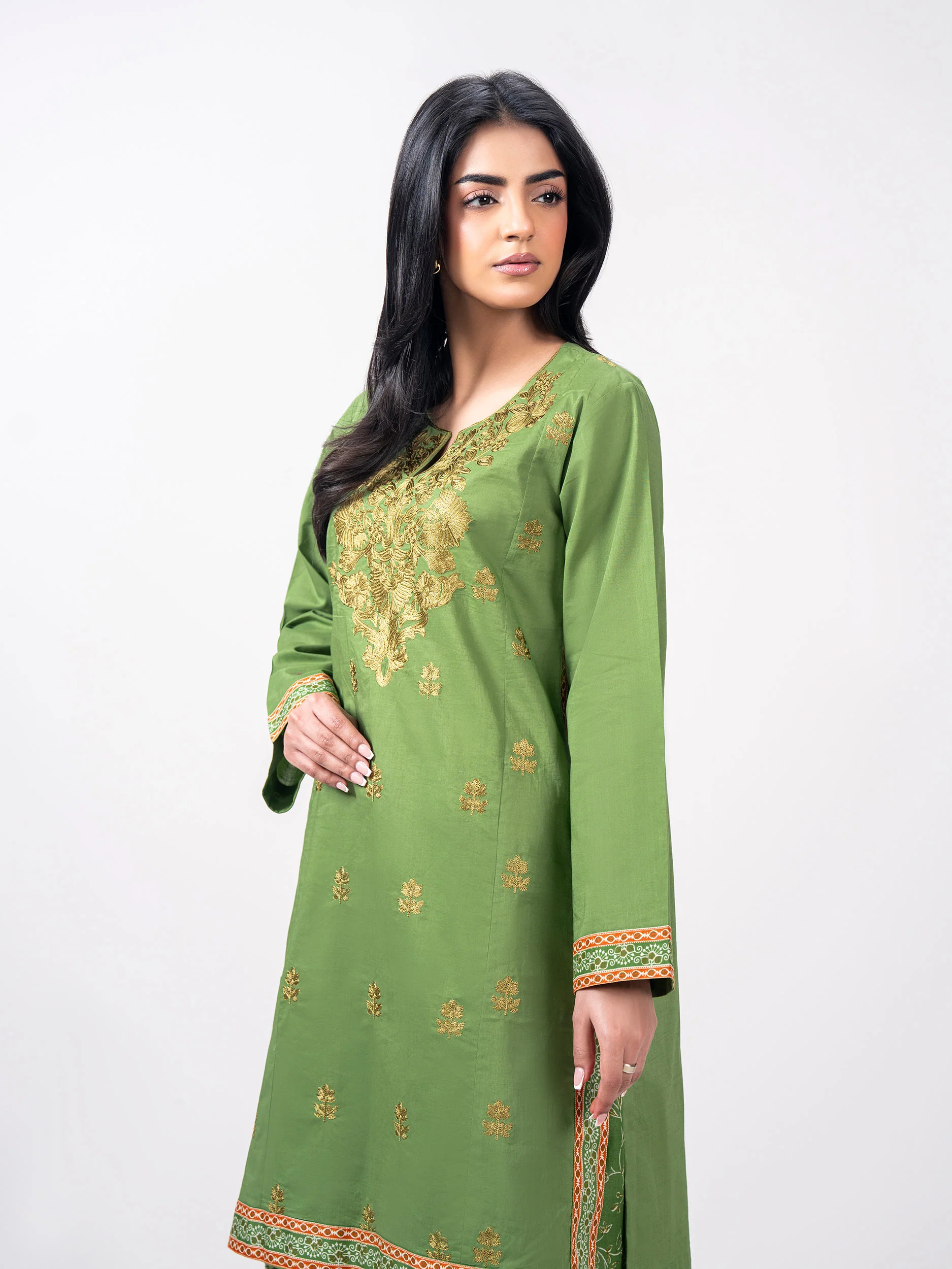 2 Piece Lawn Slub Suit- Embroidered (Pret) - Image 5