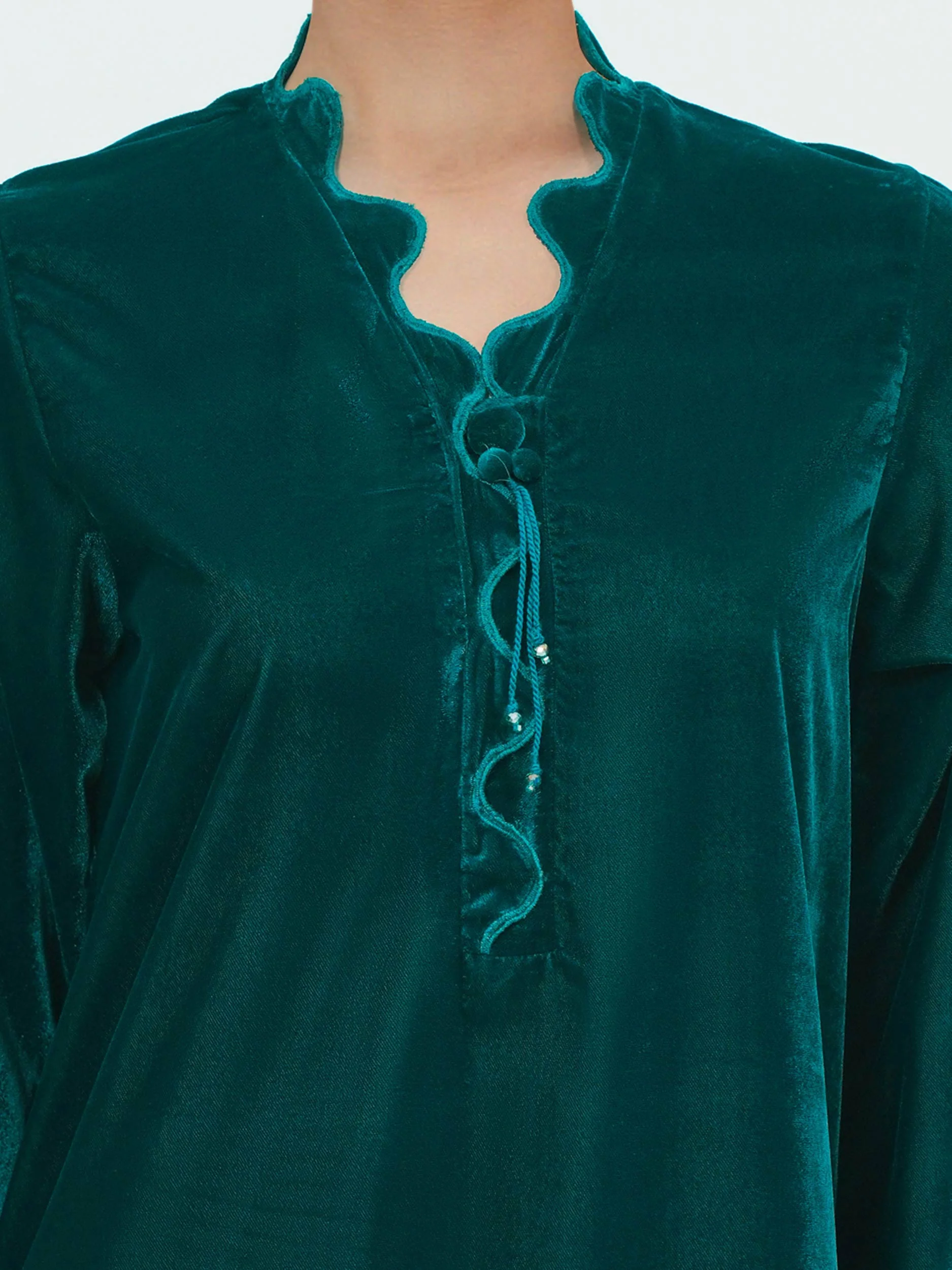 2 Piece Velvet Suit (Pret) - Image 3