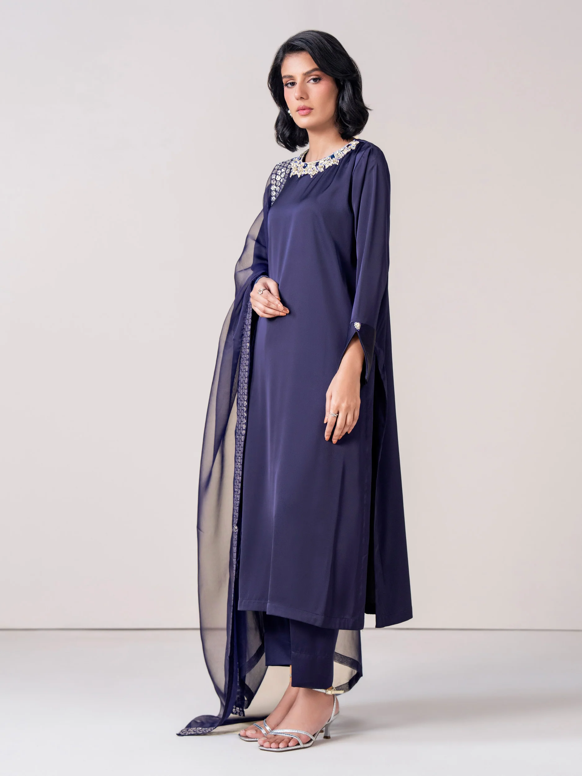 3 Piece Grip Suit- Embroidered (Pret) - Image 2
