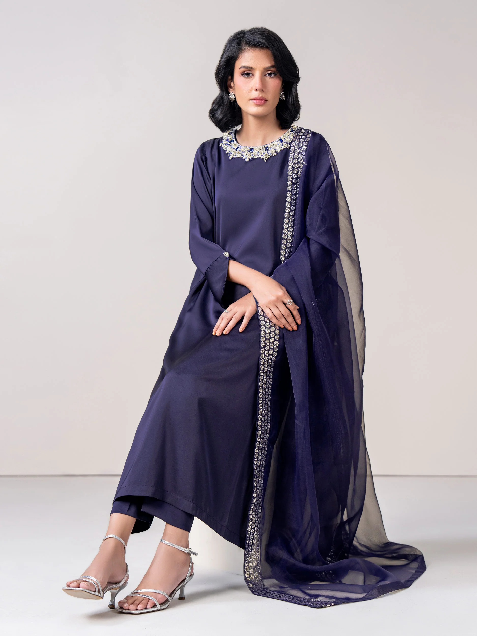 3 Piece Grip Suit- Embroidered (Pret) - Image 5
