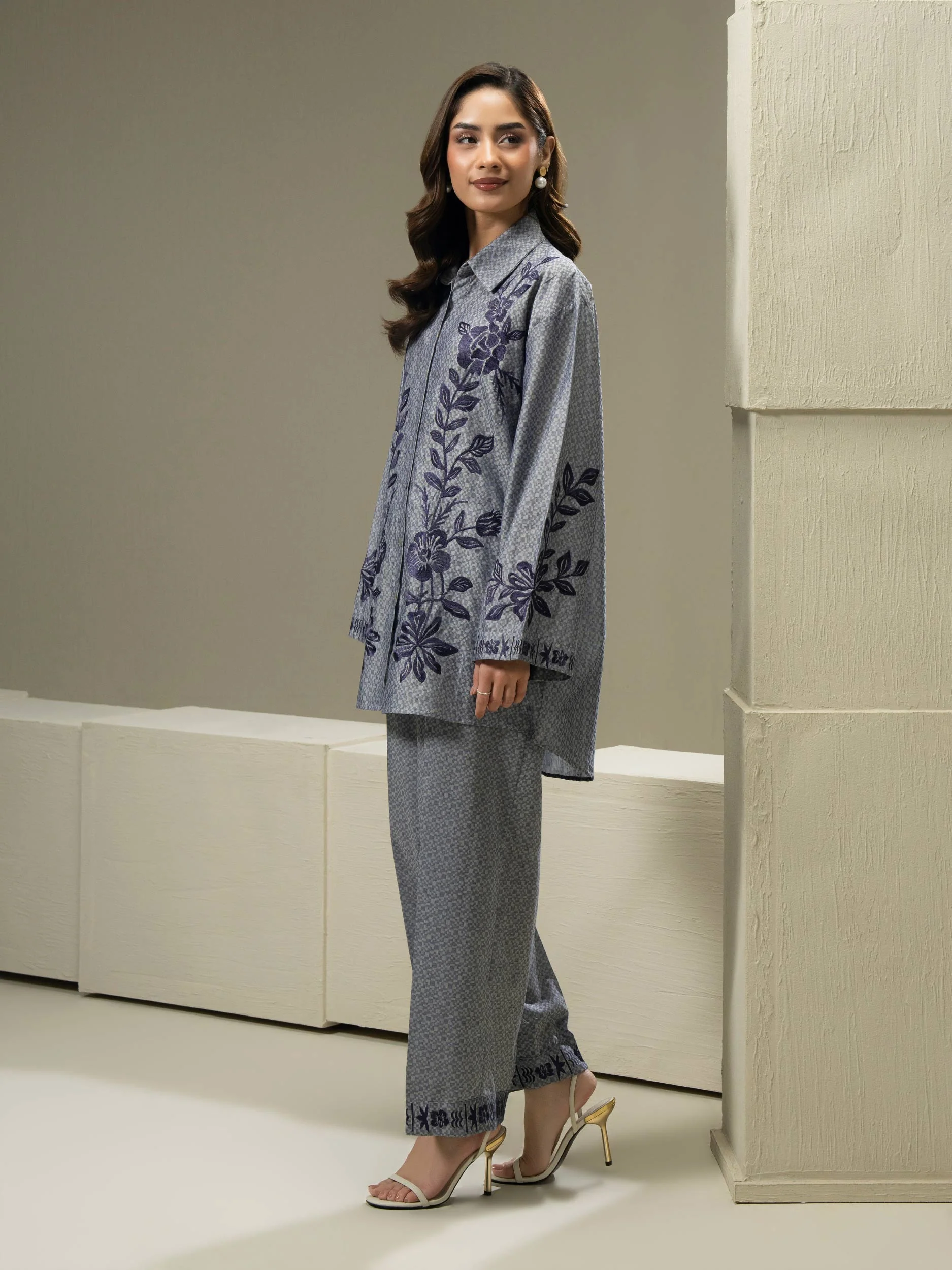 Jacquard Co-ord Set- Embroidered - Image 3