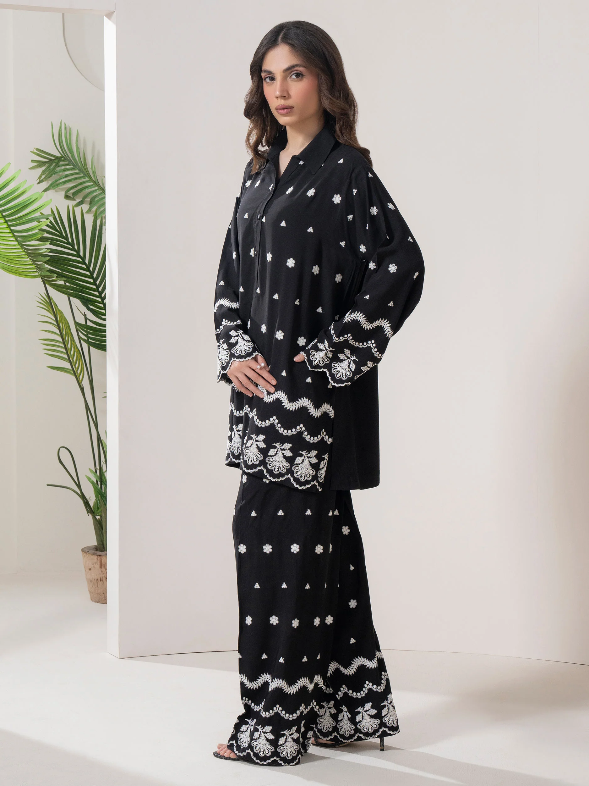 2 Piece Linen Suit- Embroidered (Pret) - Image 3