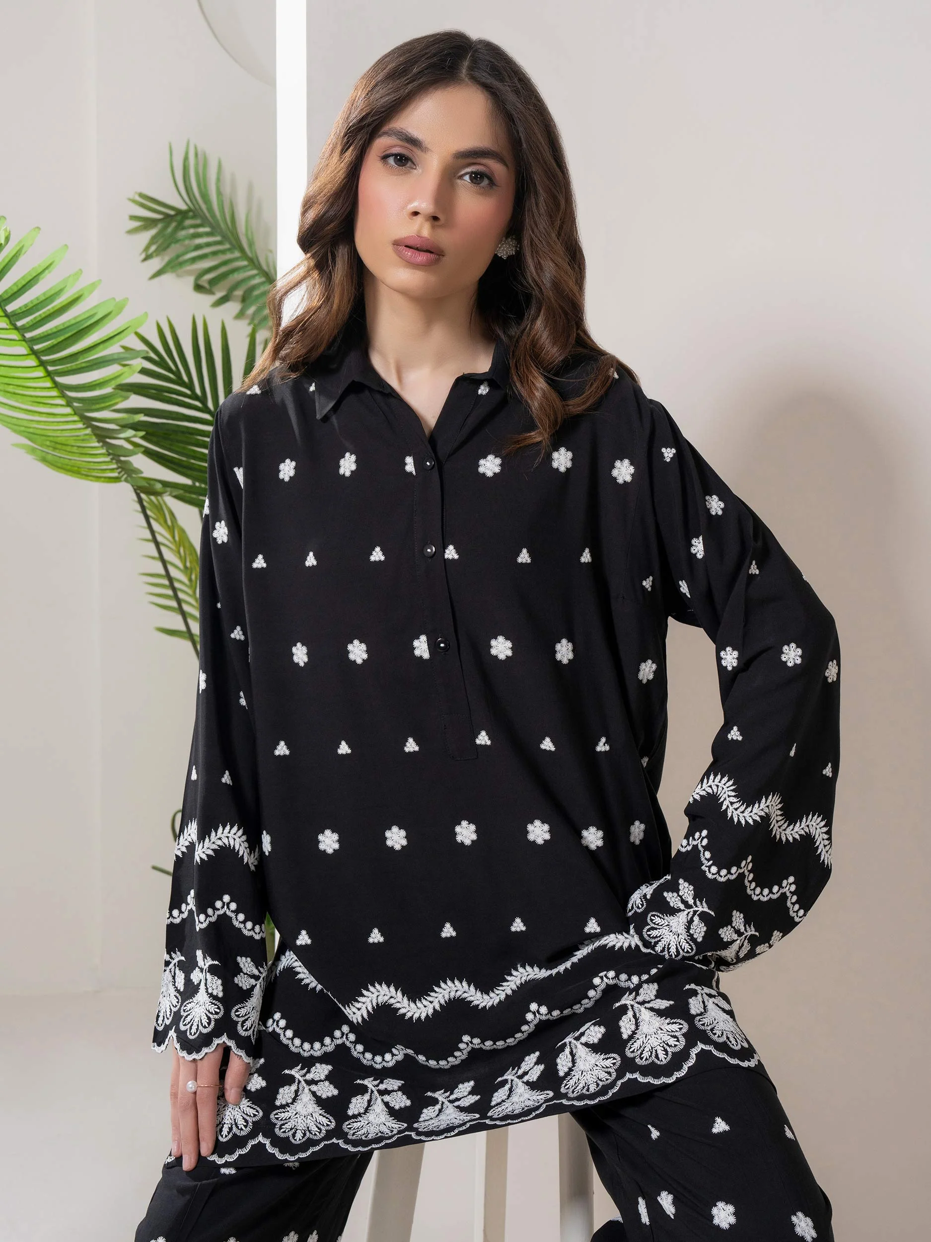 2 Piece Linen Suit- Embroidered (Pret) - Image 4