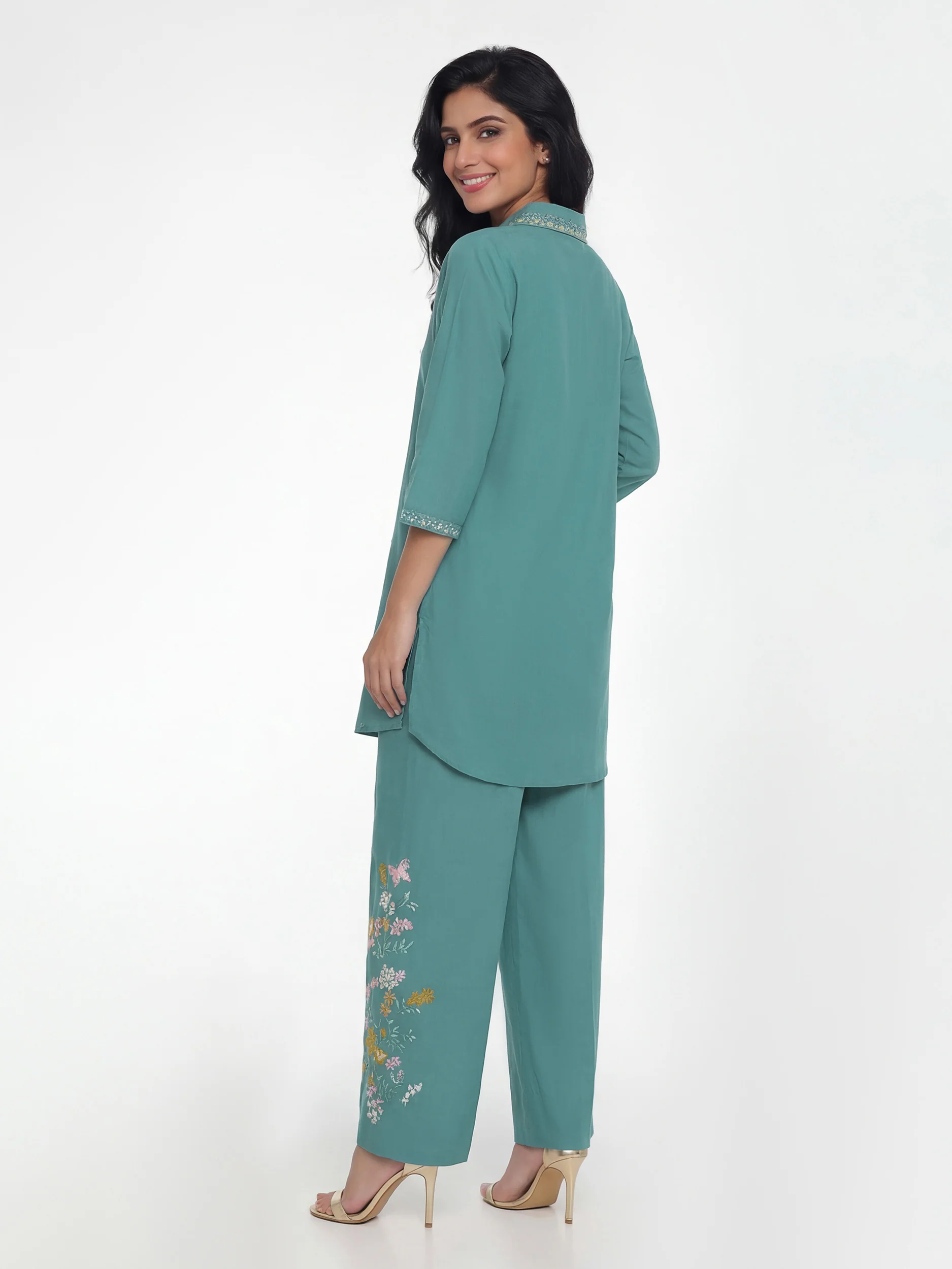 2 Piece Lawn Slub Suit- Embroidered (Pret) - Image 3