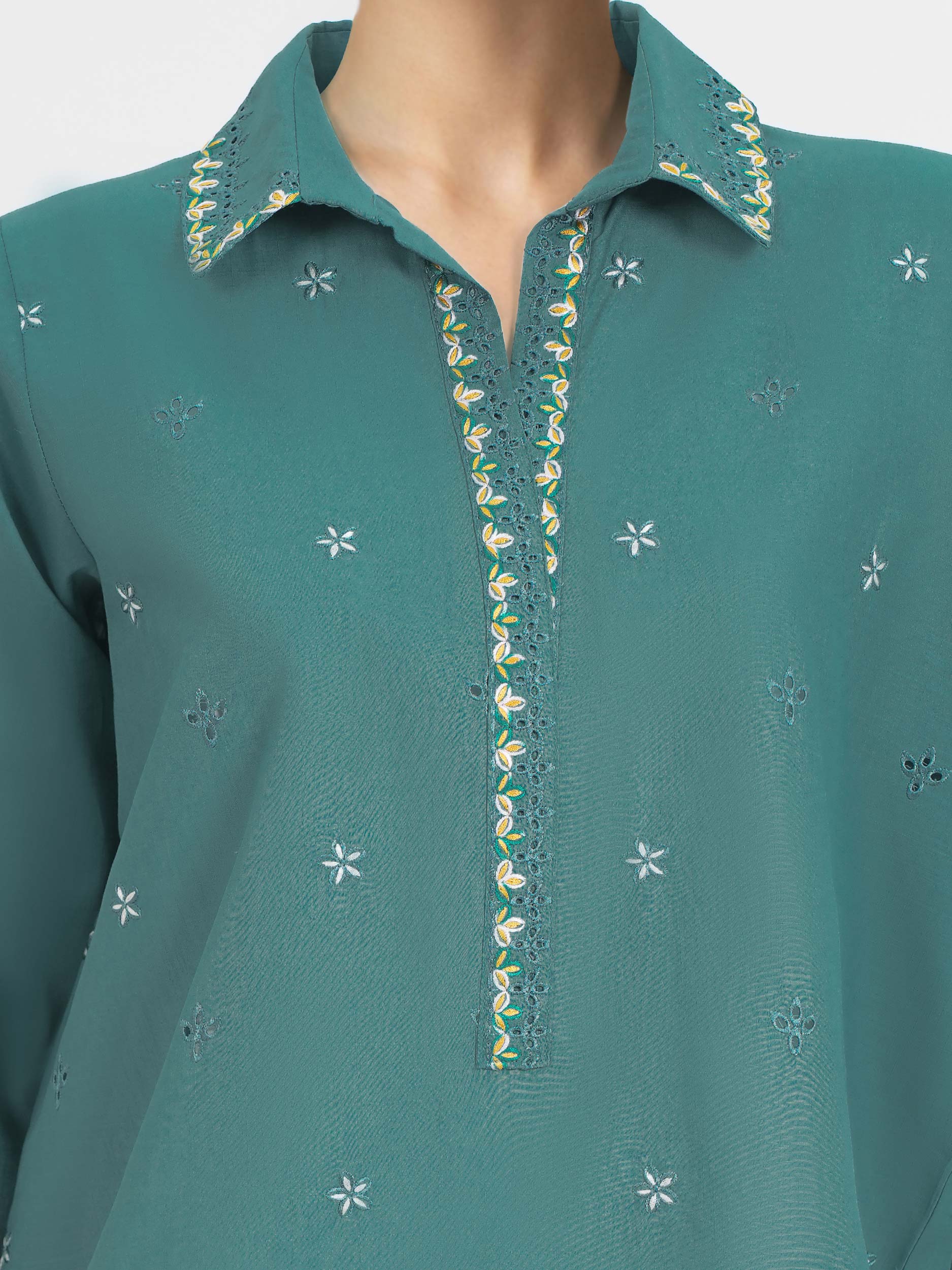 2 Piece Lawn Slub Suit- Embroidered (Pret) - Image 4