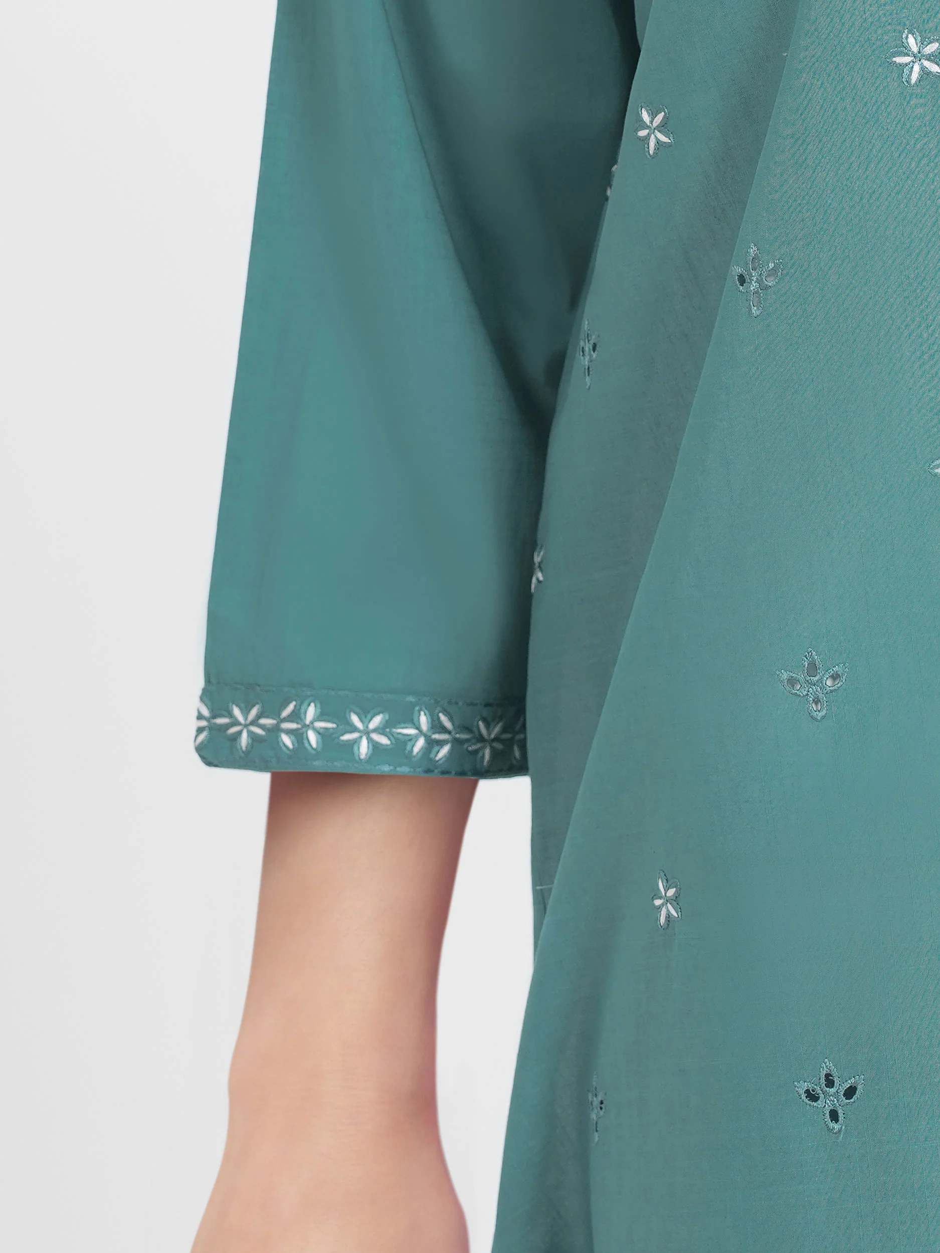 2 Piece Lawn Slub Suit- Embroidered (Pret) - Image 6