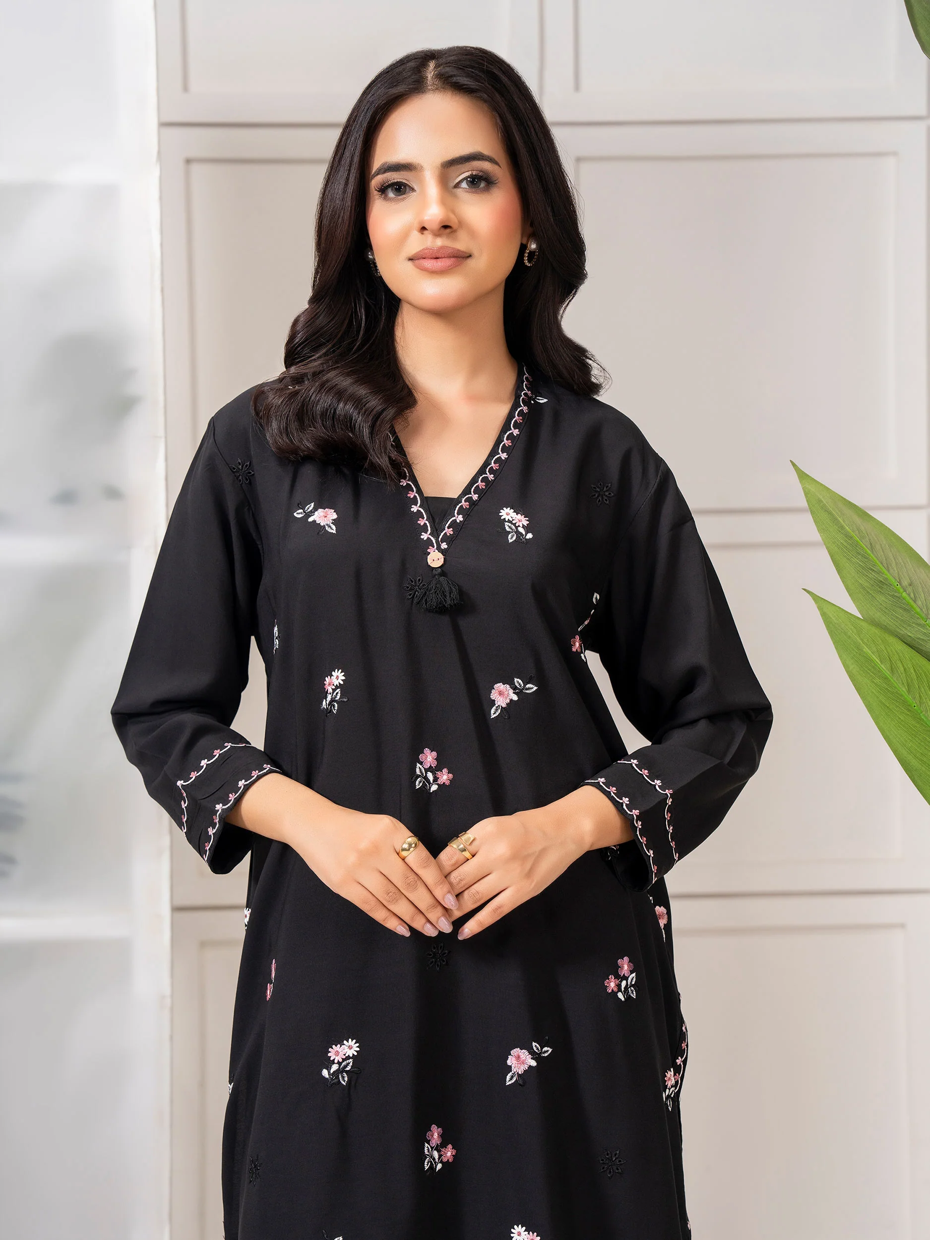 2 Piece Linen Suit-Embroidered (Pret) - Image 5