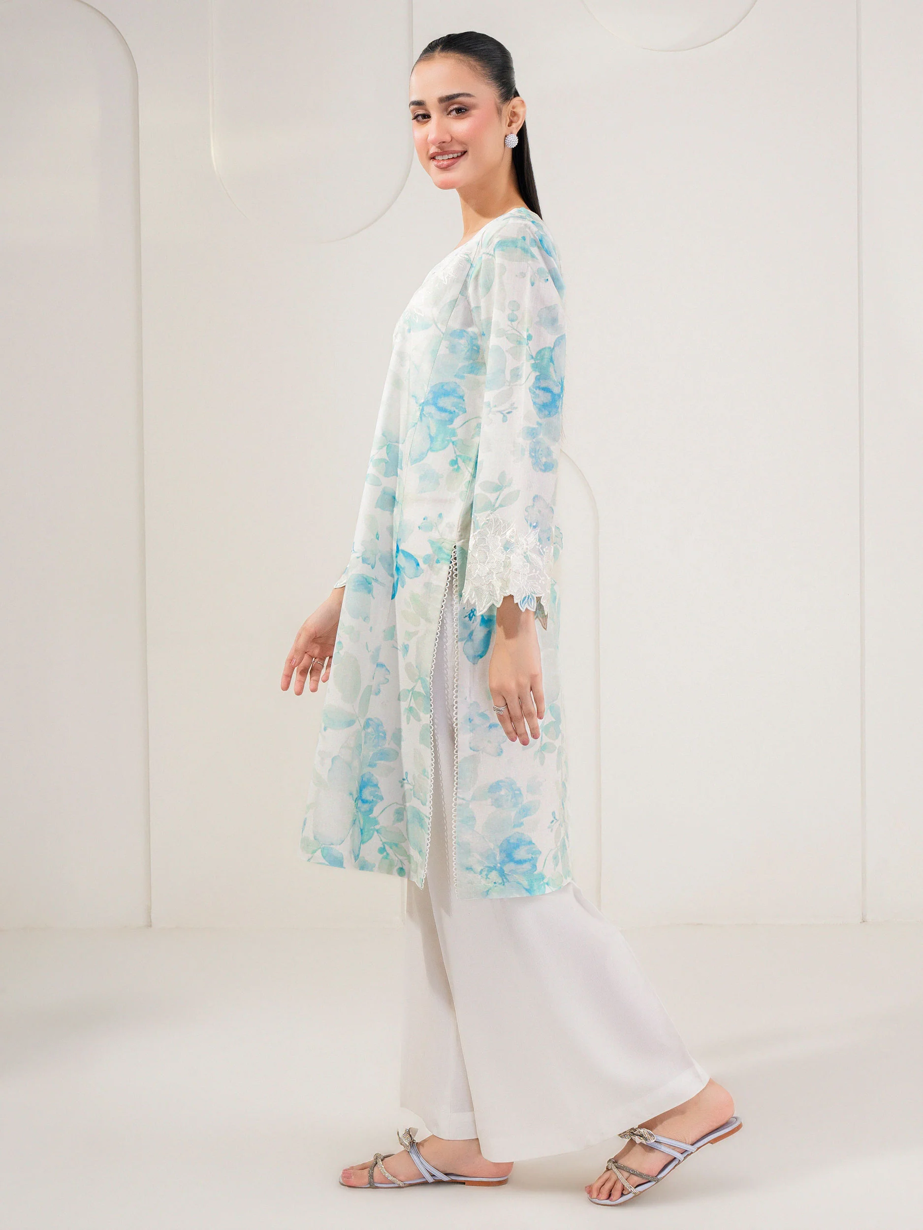 Lawn Shirt-Embroidered (Pret) - Image 4