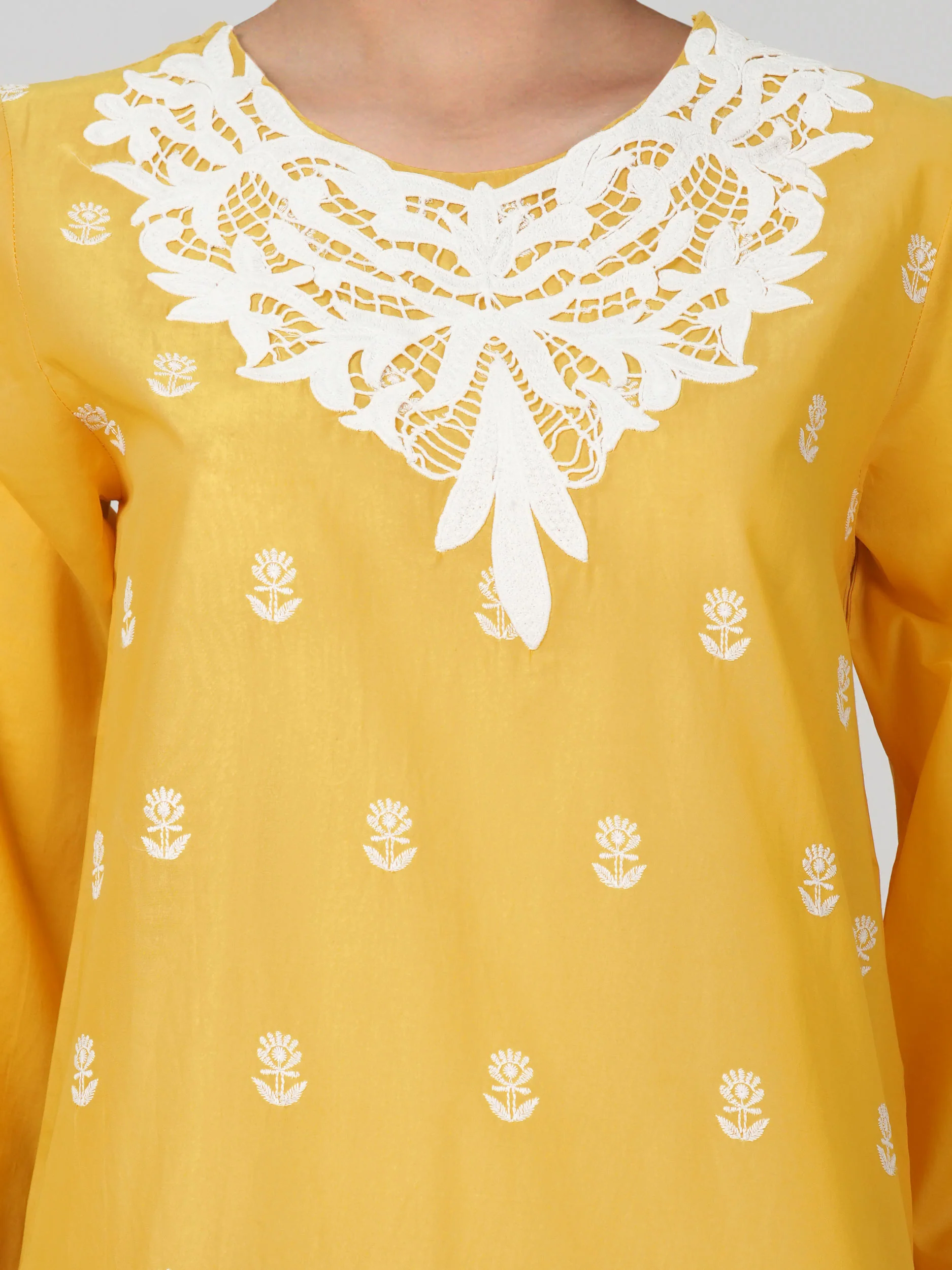 2 Piece Lawn Suit- Embroidered (Pret) - Image 5