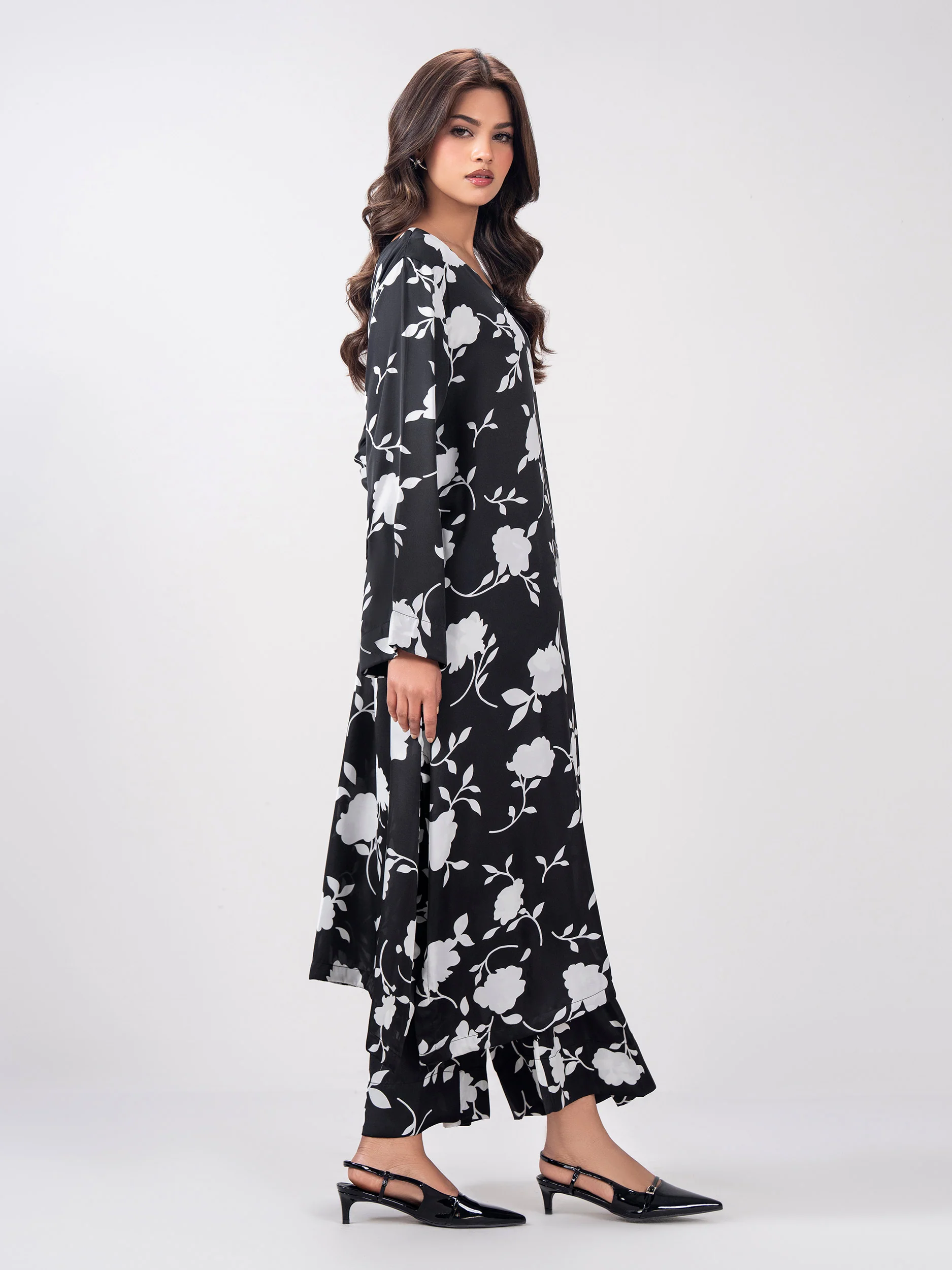 2 Piece Silk Suit- Embellished (Pret) - Image 3