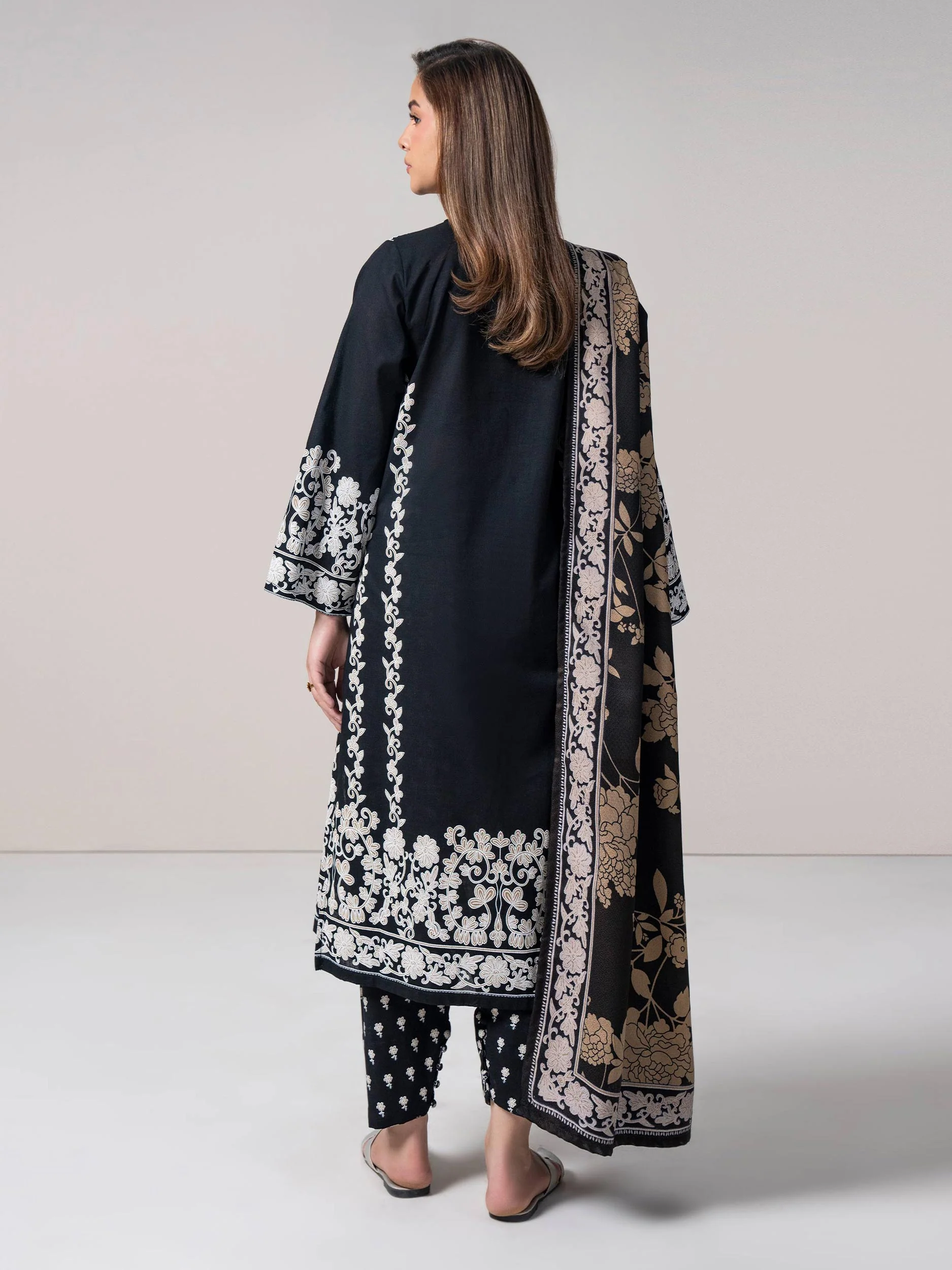 3 Piece Khaddar Suit (Pret) - Image 3