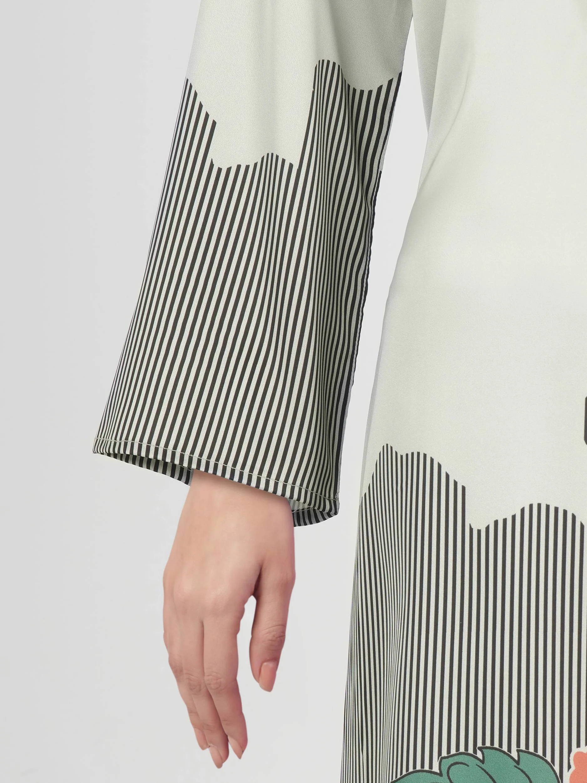 2 Piece Silk Suit (Pret) - Image 5